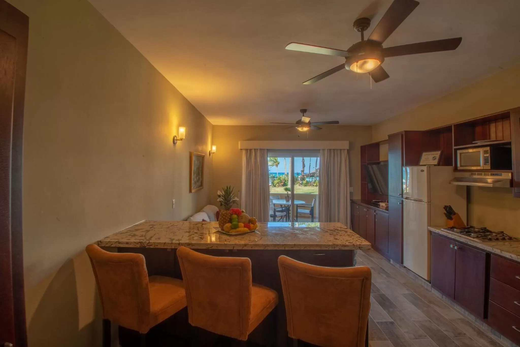 Dining area in Velero Beach Resort
