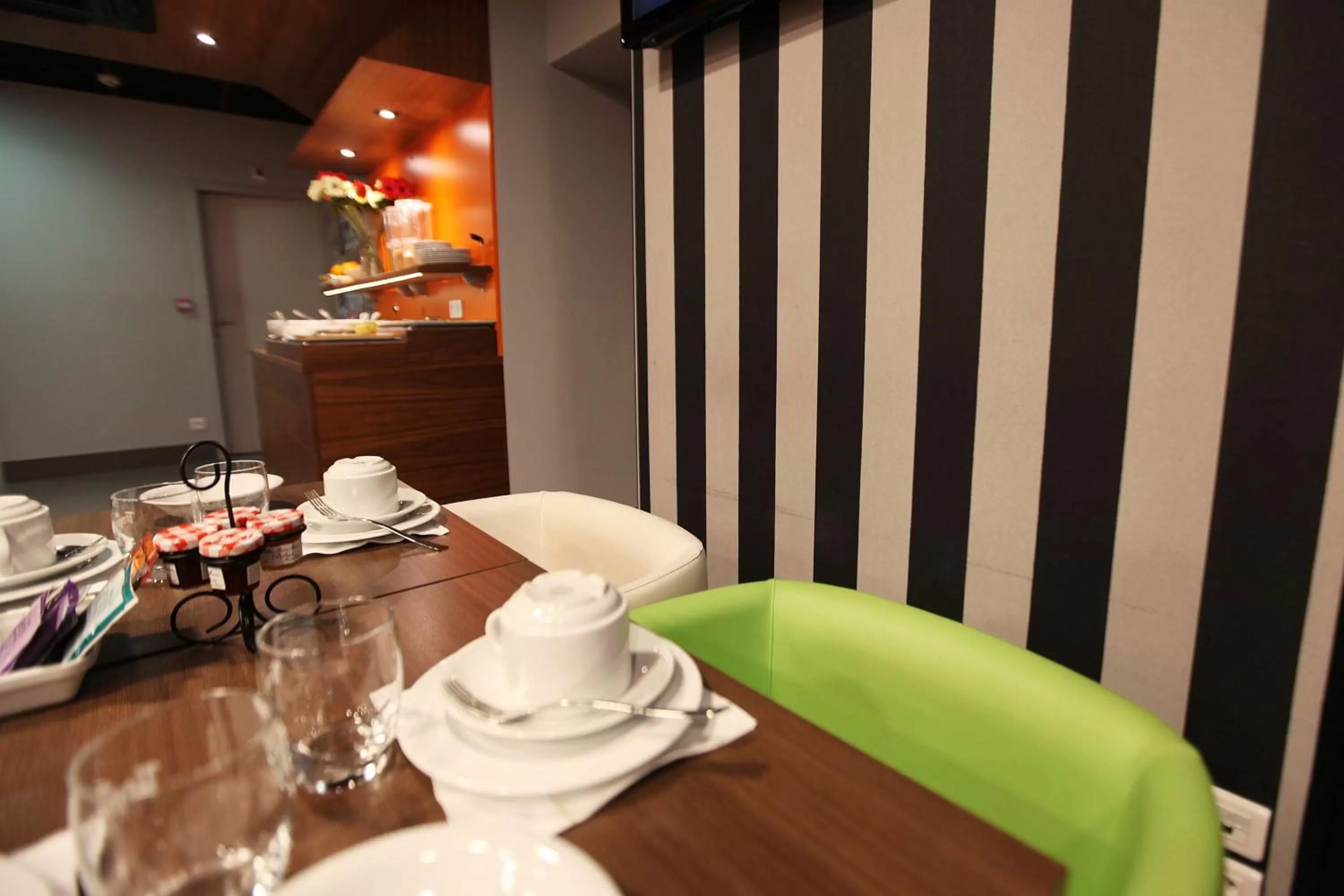 Restaurant/places to eat in Best Western Hotel De Paris