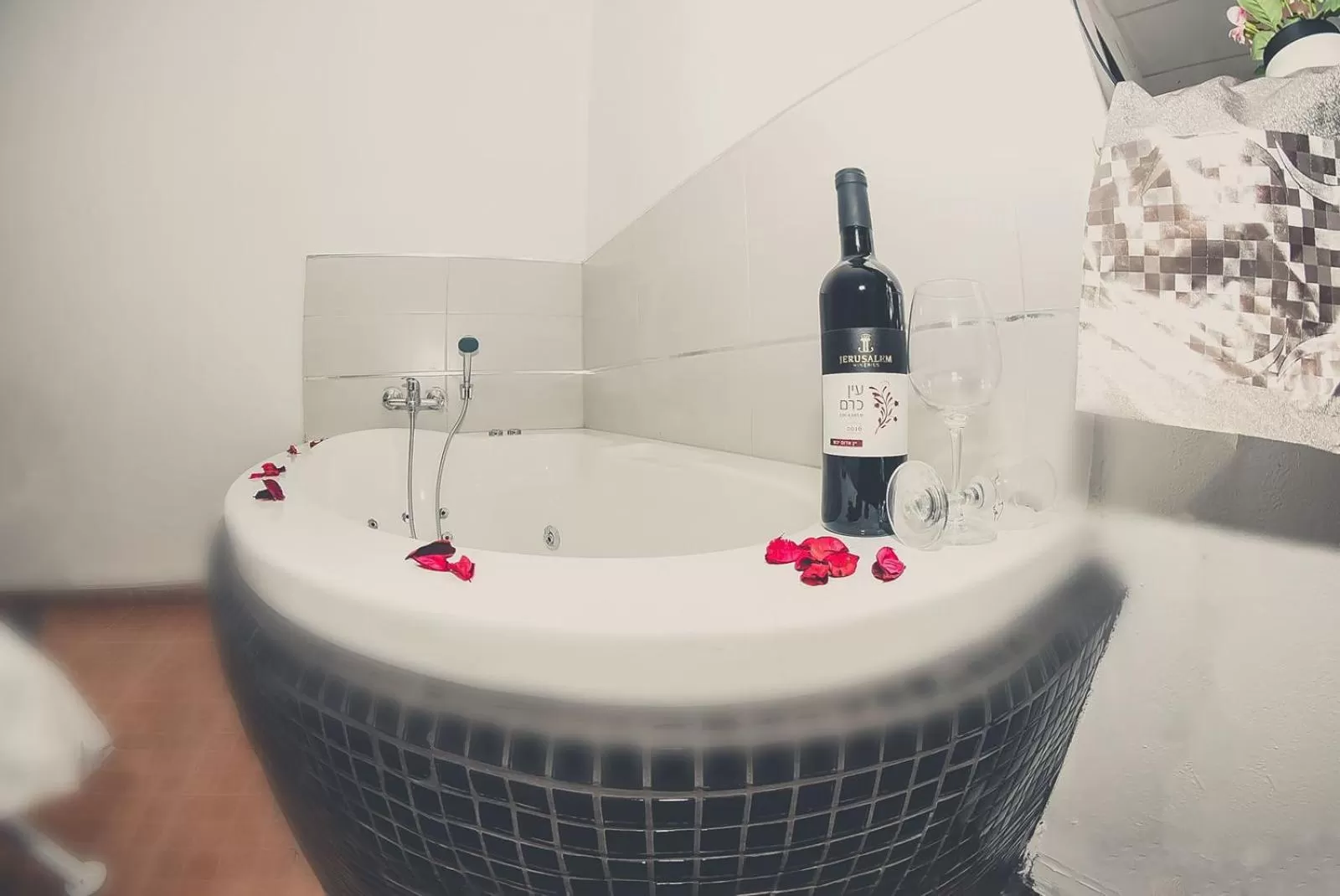 Hot Tub in Magical in the Galilee