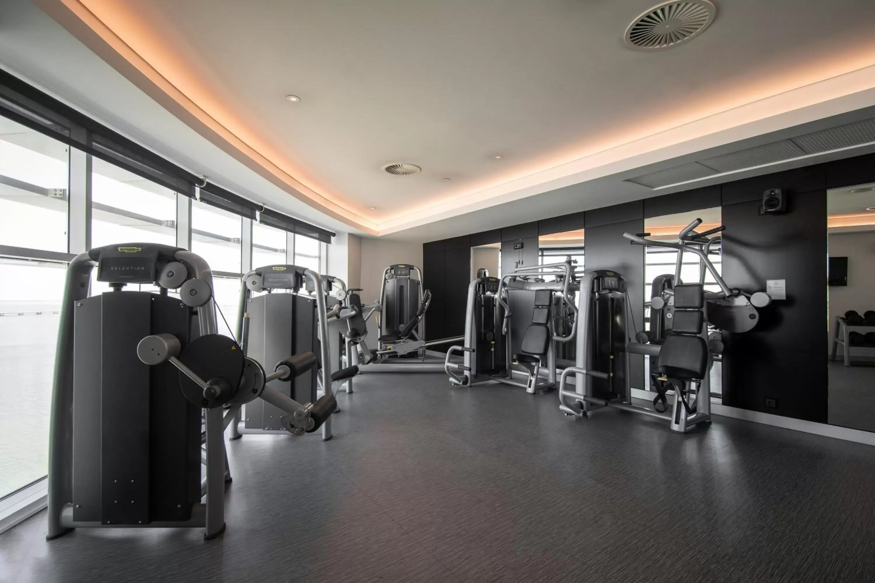 Fitness centre/facilities, Fitness Center/Facilities in MYRIAD by SANA Hotels