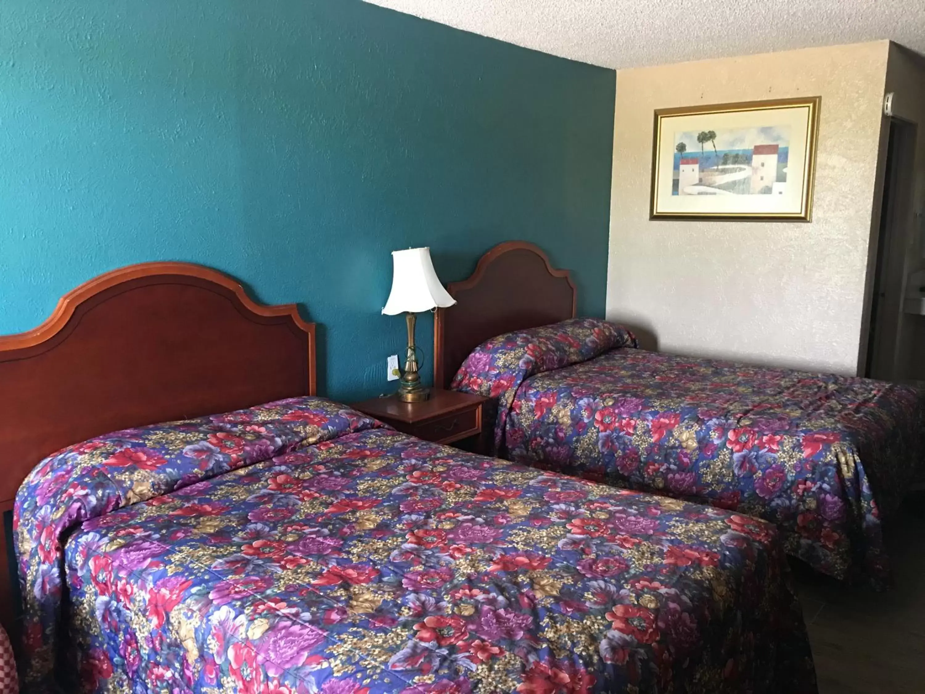 Bed in Chaparral Motel