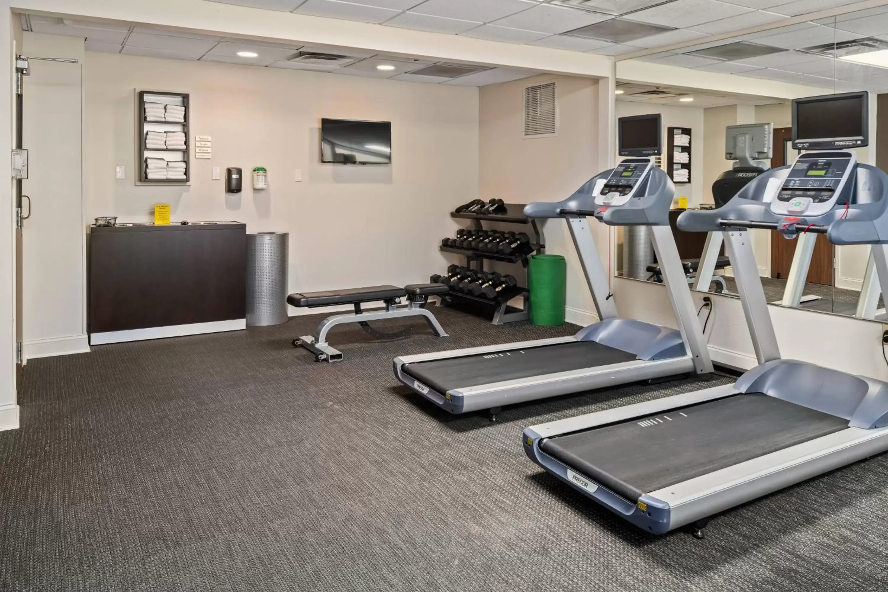 Fitness centre/facilities, Fitness Center/Facilities in Courtyard by Marriott - Naples