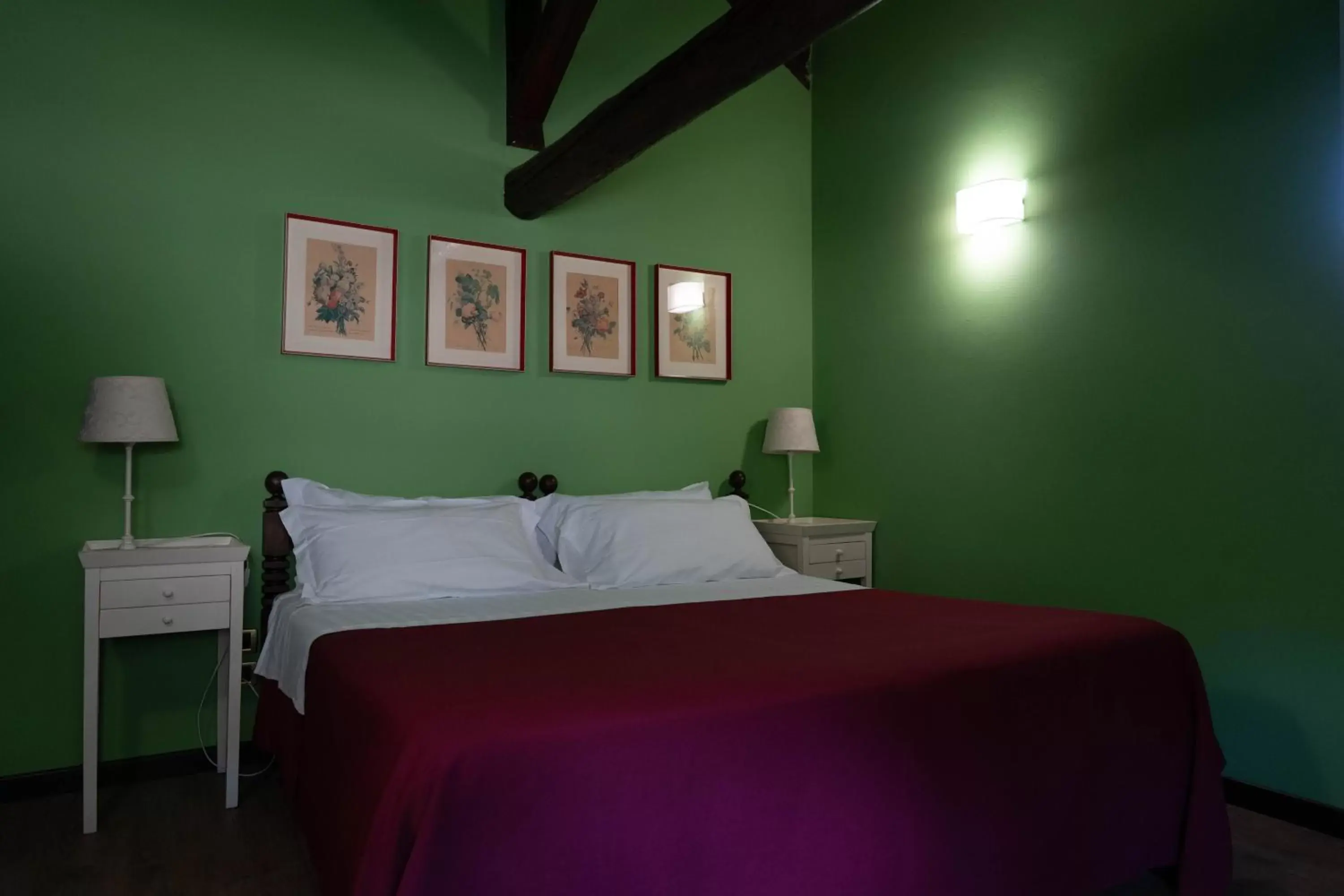 Bed in Hotel Villa Dorata