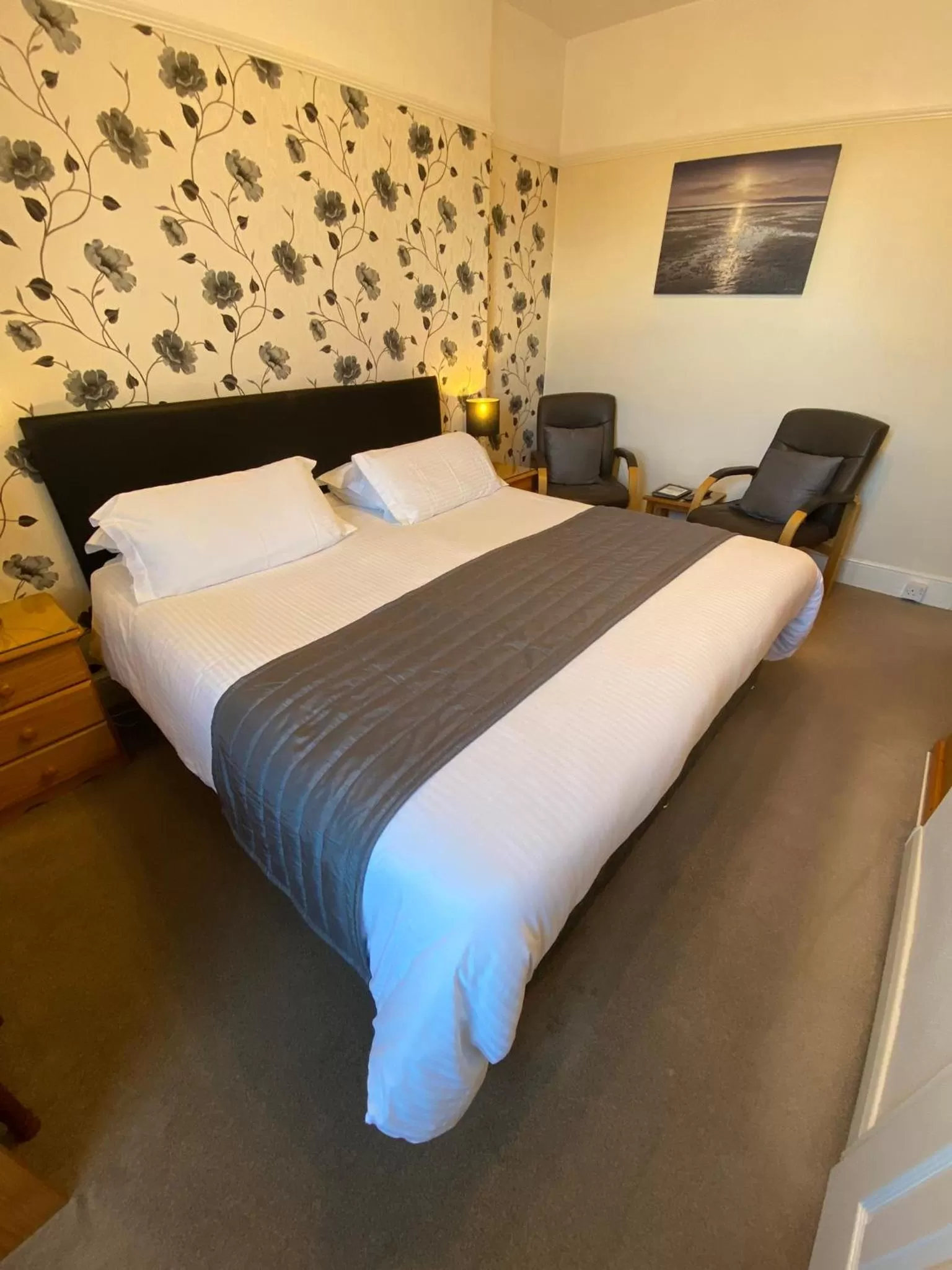 Bed in Paignton Court