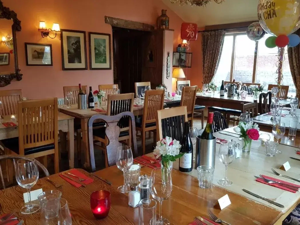 Dining area, Restaurant/Places to Eat in The Oak Inn Staplow