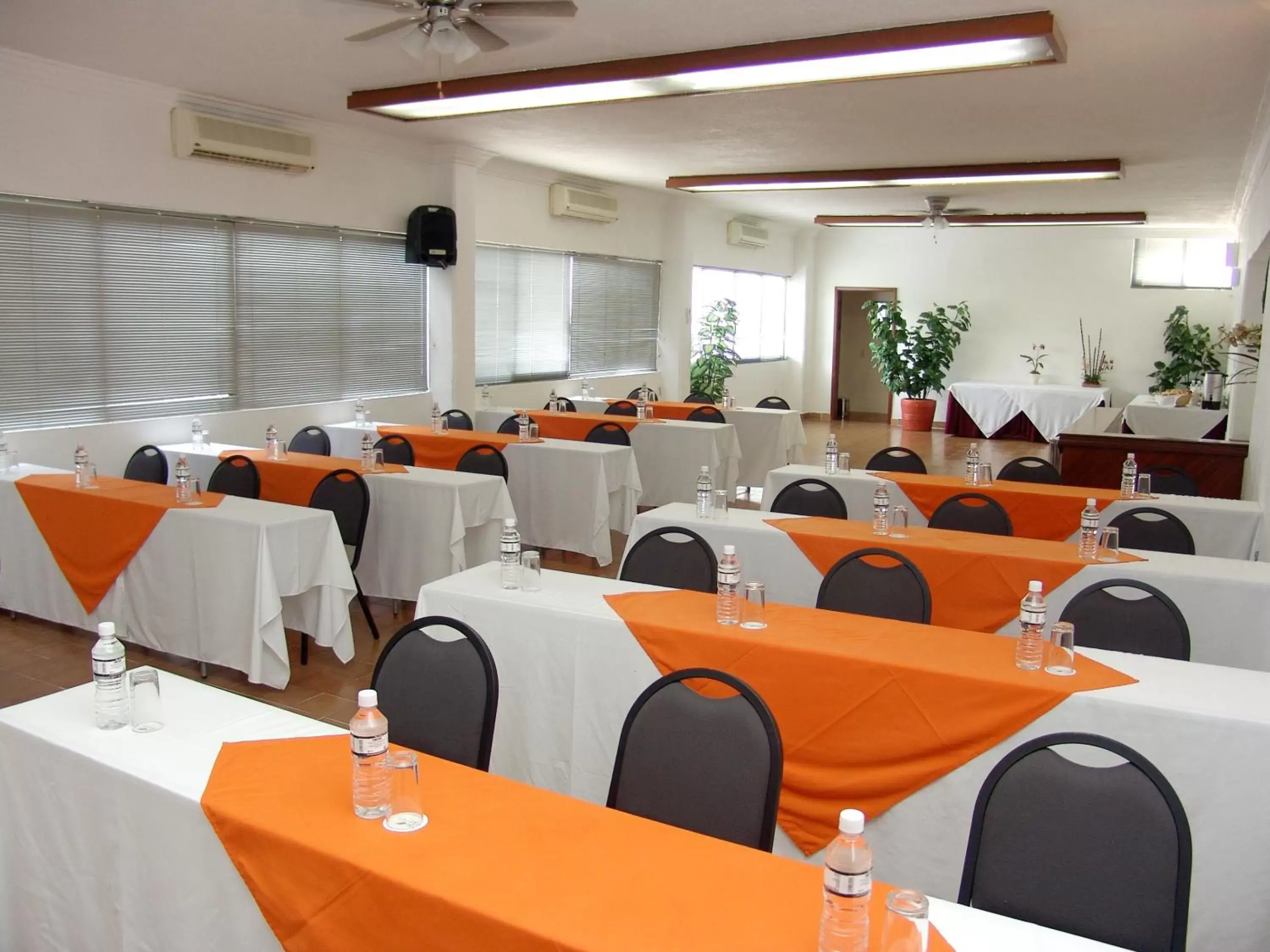 Business facilities in Hotel Vista Hermosa