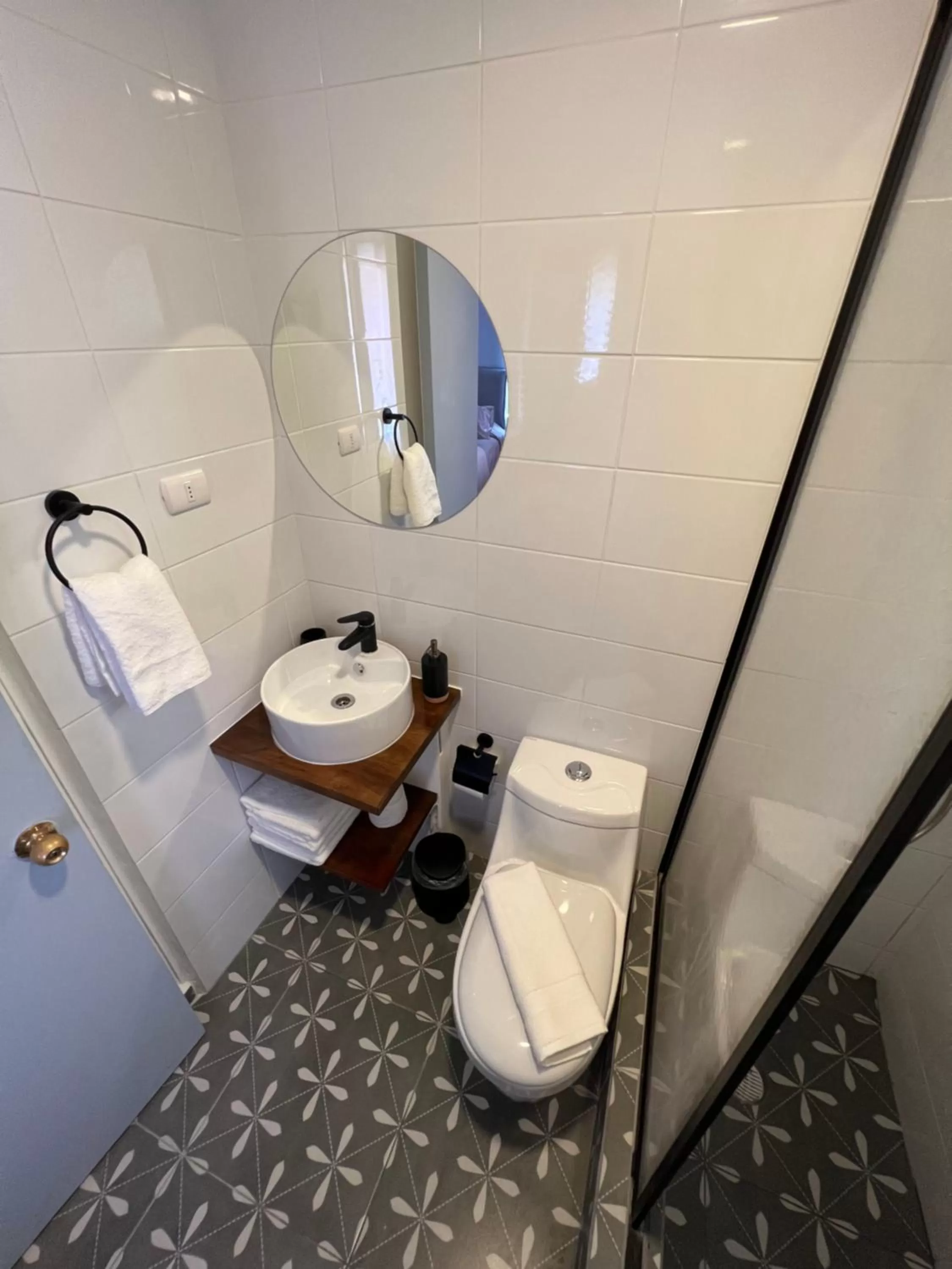 Bathroom in Hotel Florencia