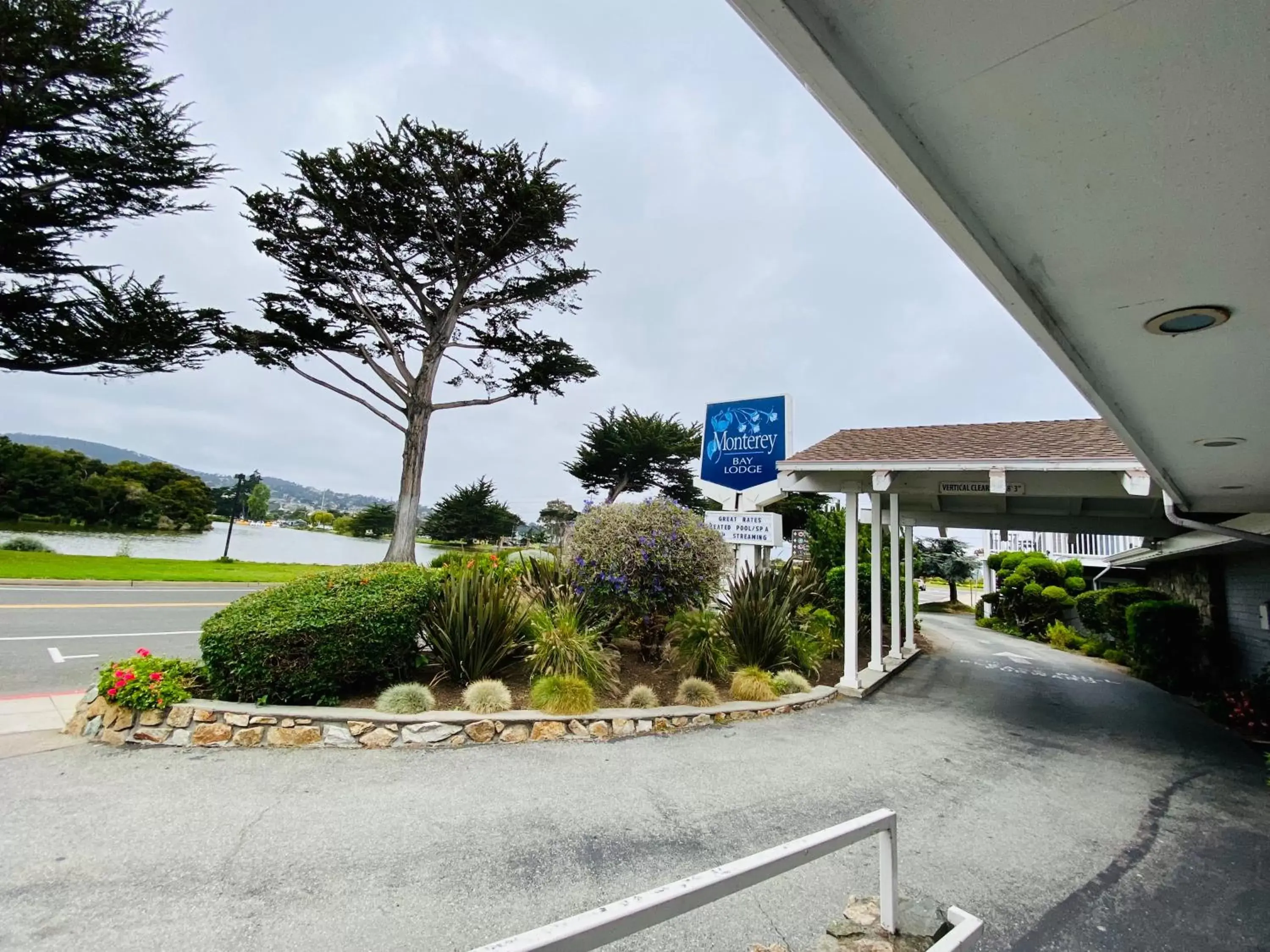 Property Building in Monterey Bay Lodge