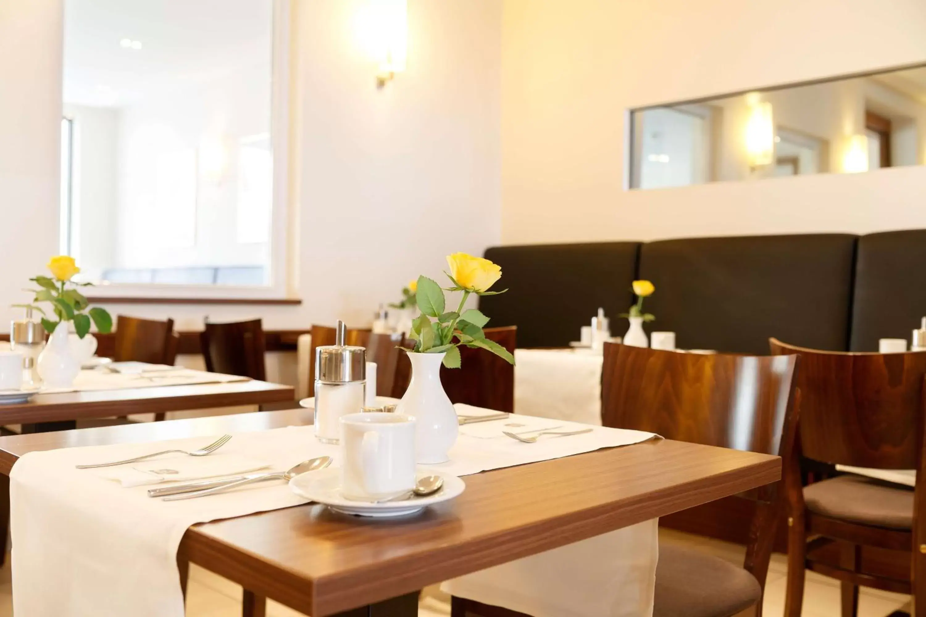 Restaurant/Places to Eat in Best Western Hotel Nürnberg City West