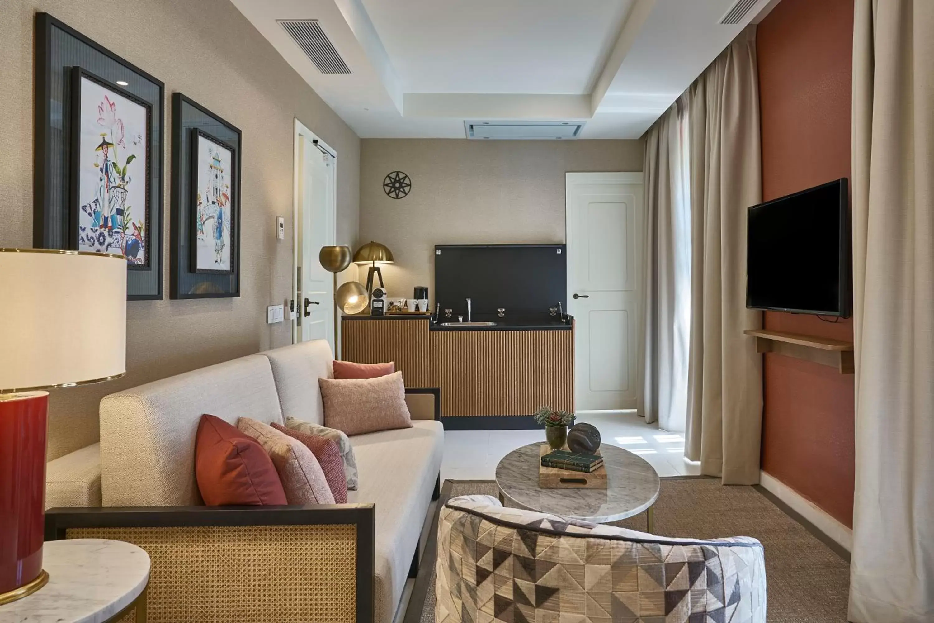 kitchen, Seating Area in Vincci Molviedro Suites Apartments