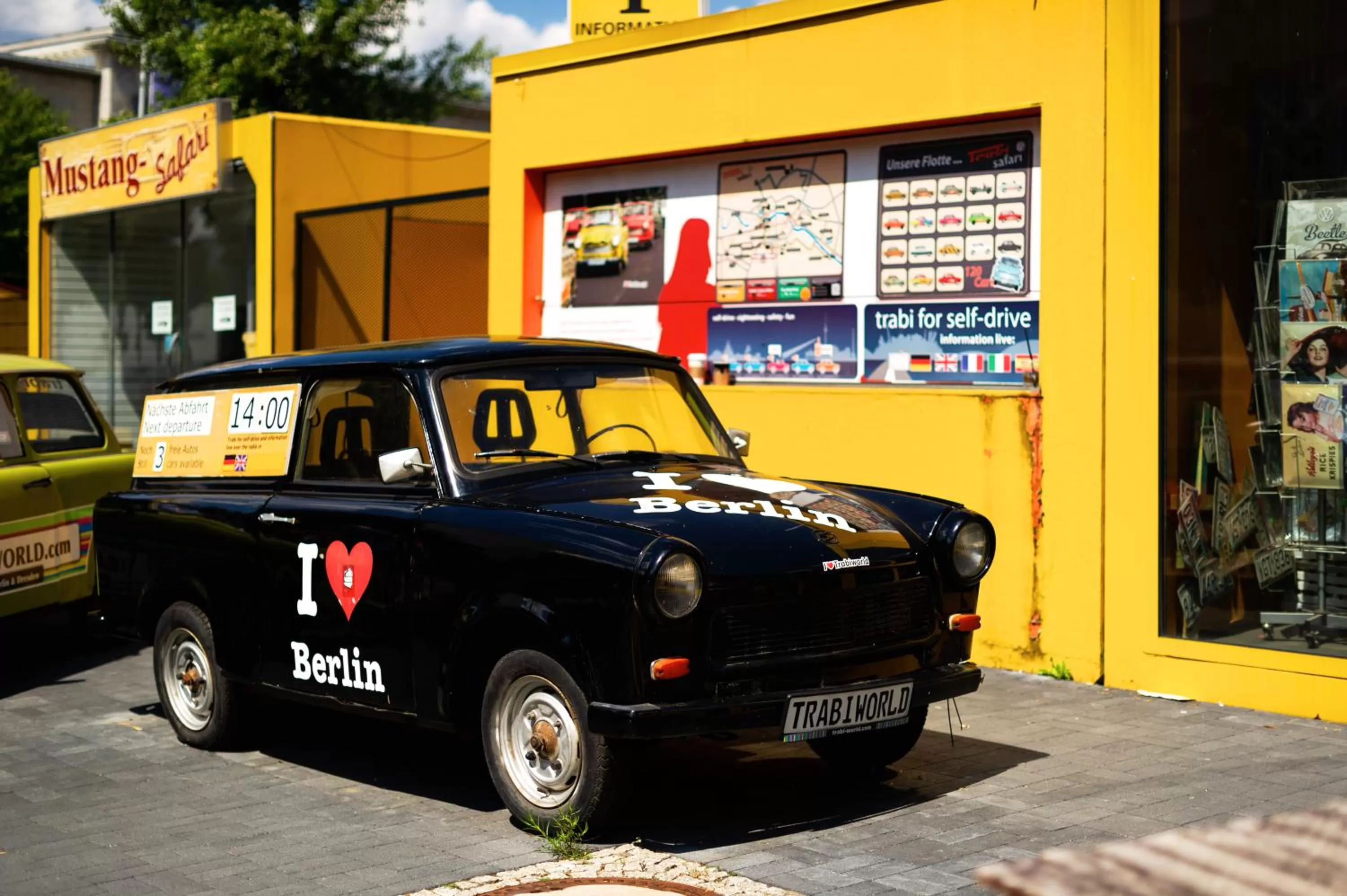 Day in Wilde Aparthotels Berlin, Checkpoint Charlie