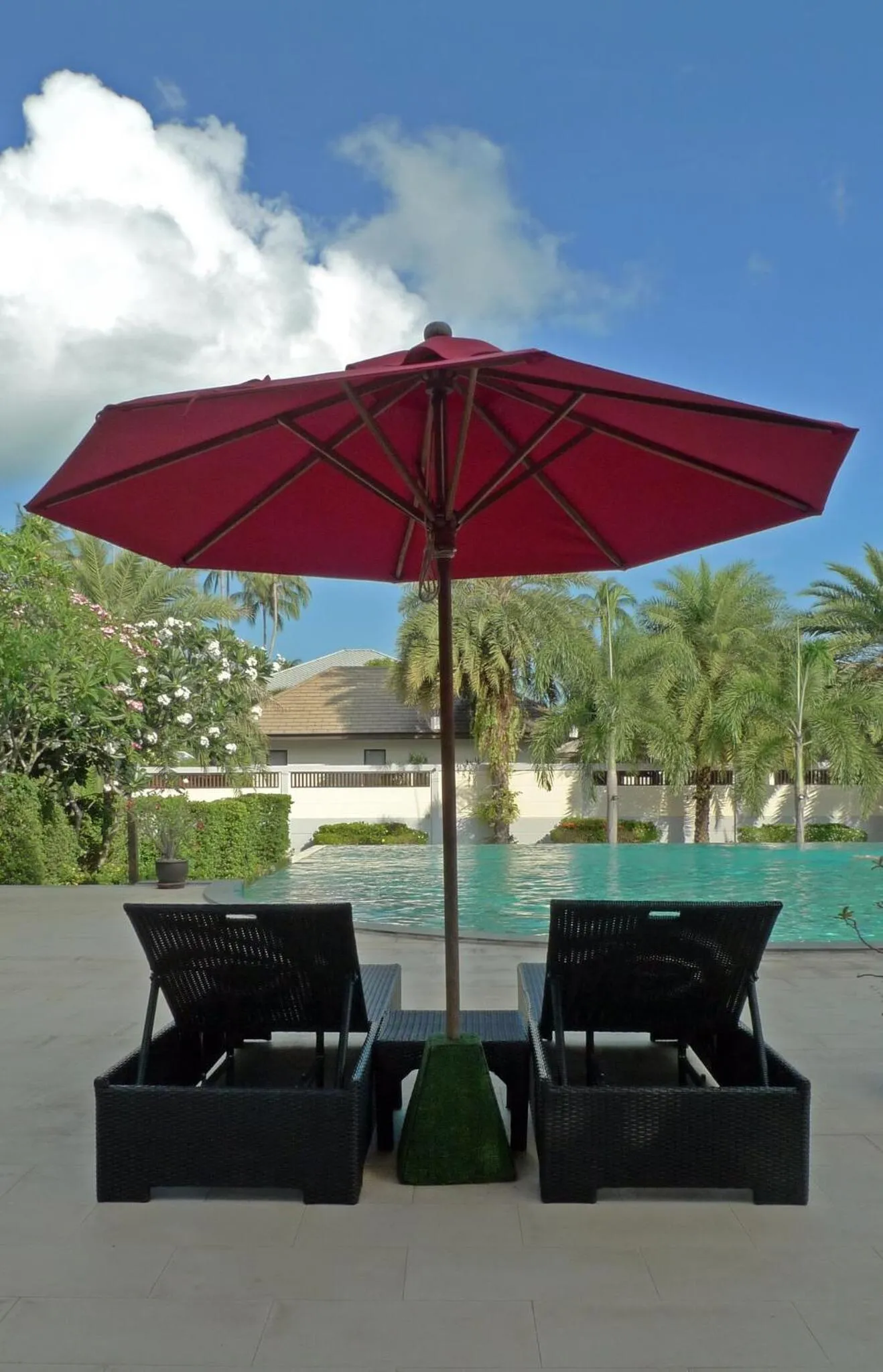Swimming pool in Samui Boat Lagoon