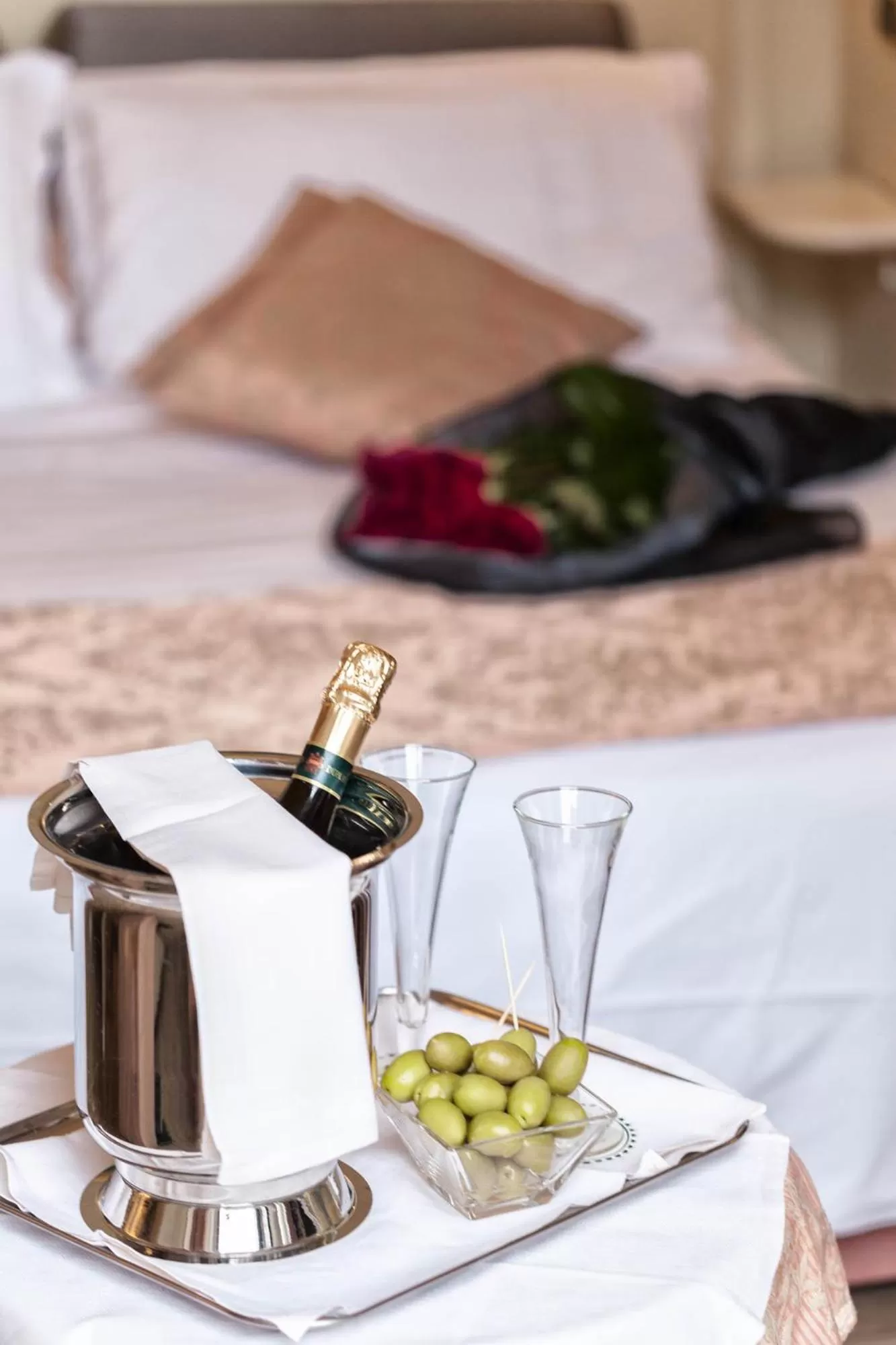 VIP, Bed in Duodo Palace Hotel