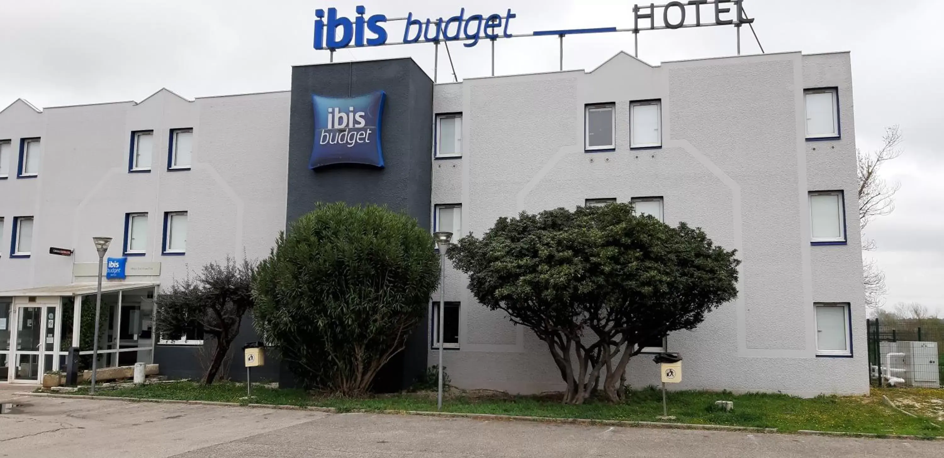 Property Building in ibis budget Arles Sud Fourchon