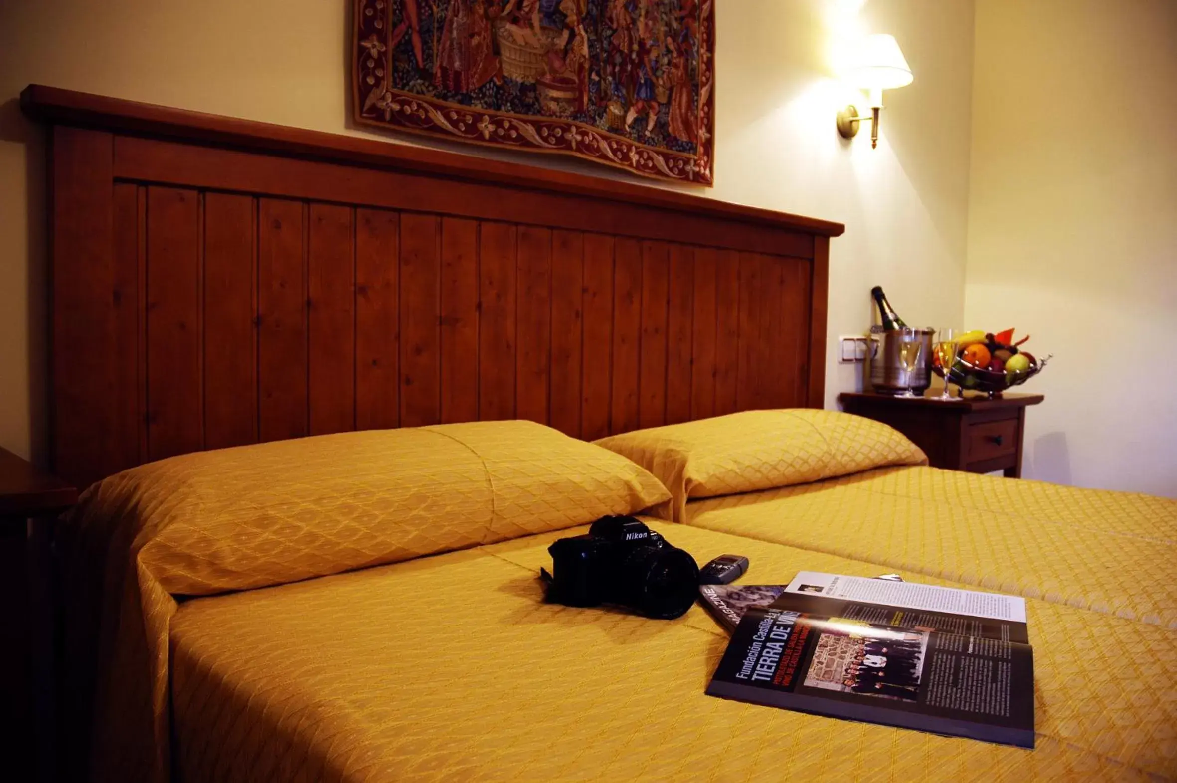 Bedroom, Bed in Hotel Casona de la Reyna