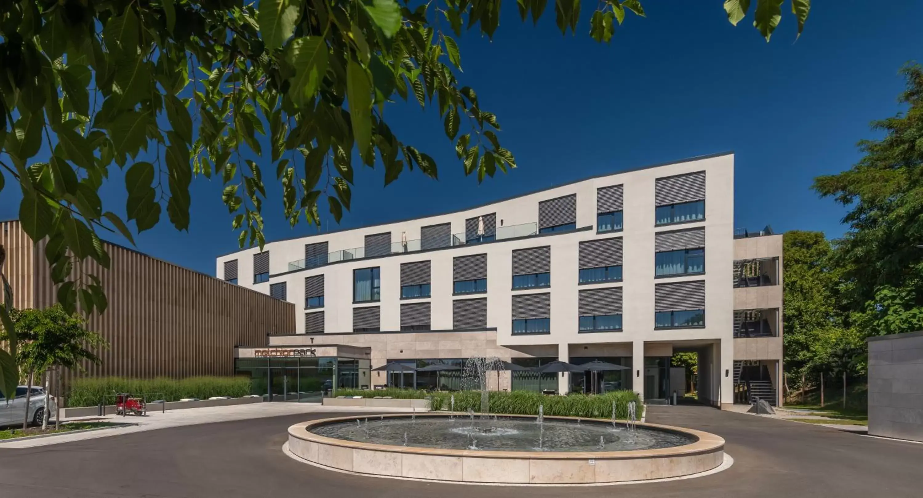 Facade/entrance, Property Building in Hotel Melchior Park