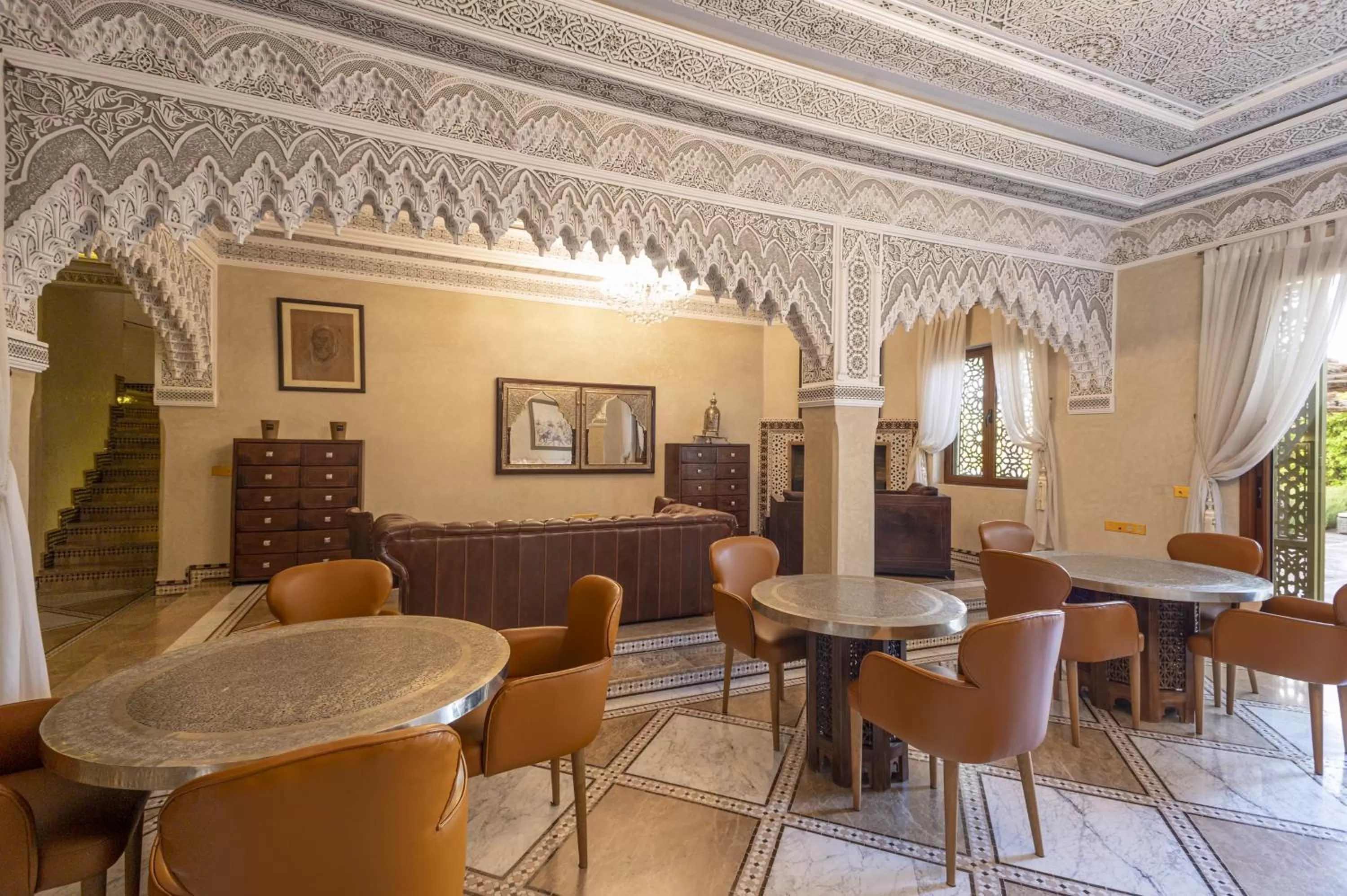 Restaurant/places to eat, Lounge/Bar in Maria Towers , Palais Table d'hôtes & SPA