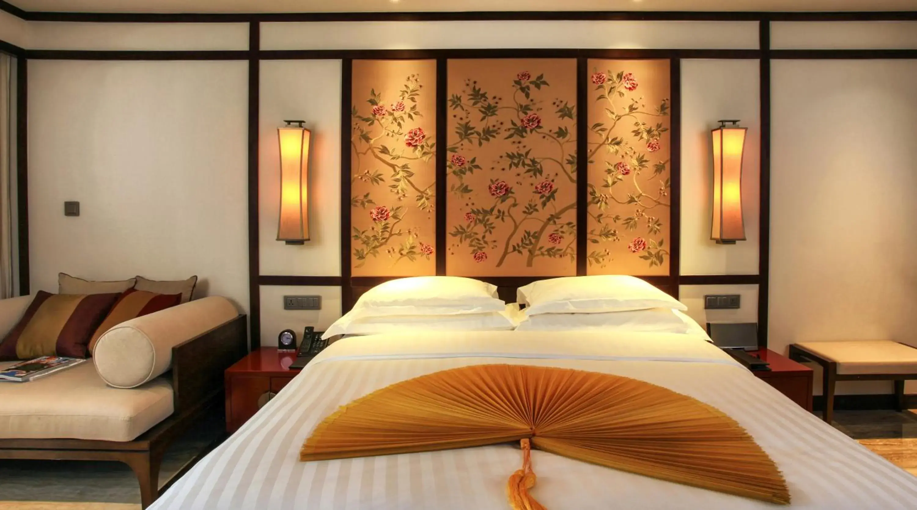 Bed in Banyan Tree Chongqing Beibei