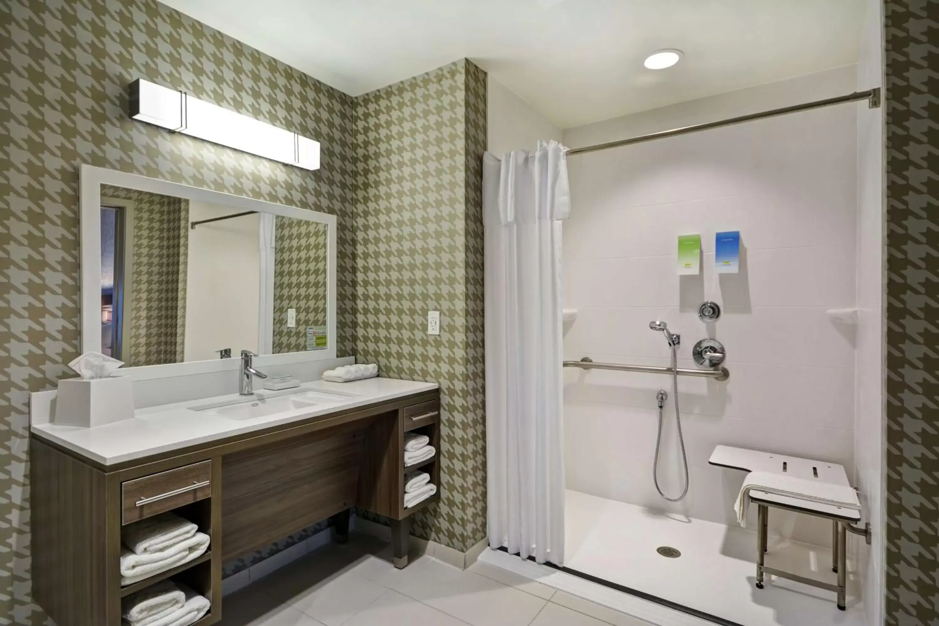 Bathroom in Home2 Suites By Hilton Carbondale