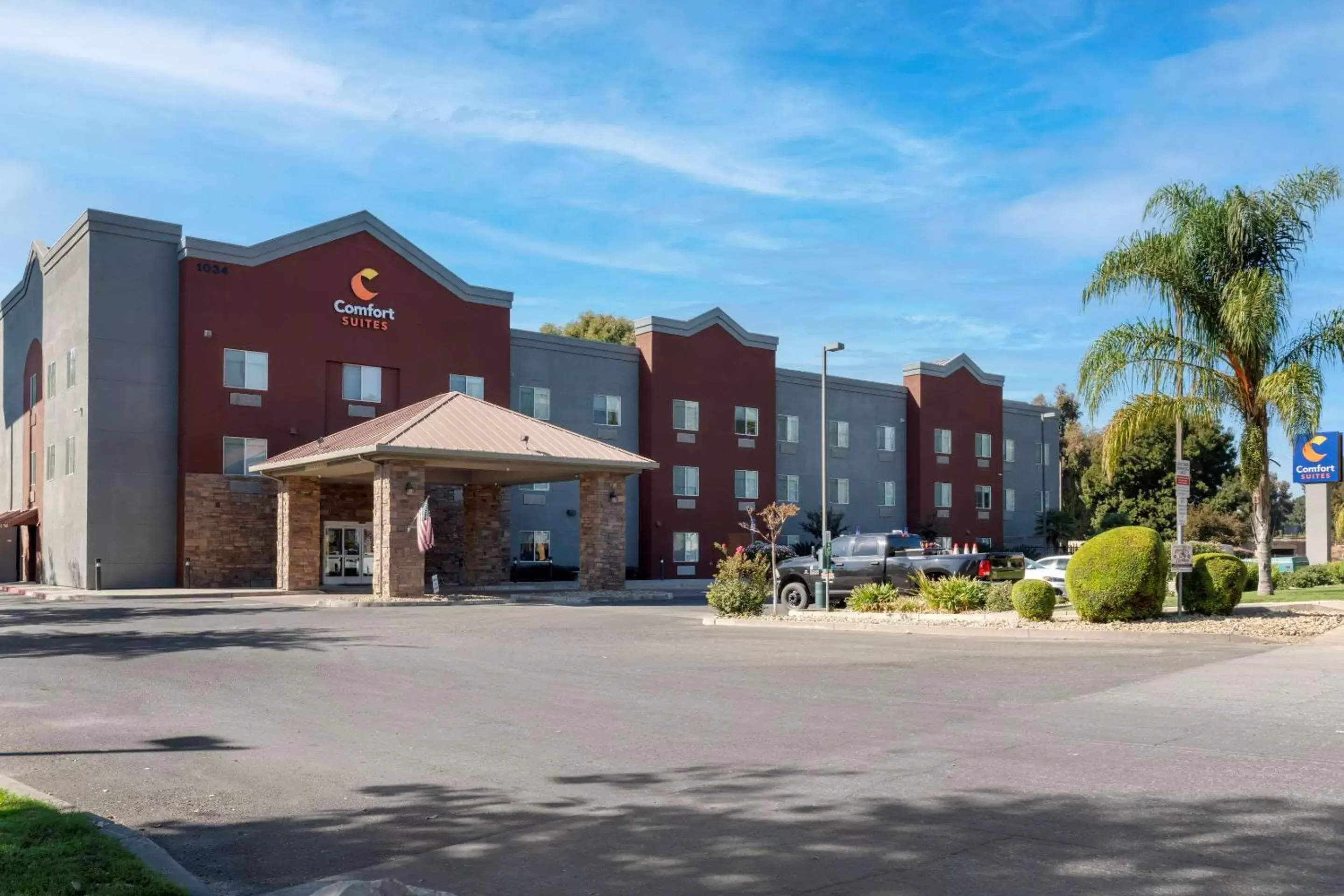 Property Building in Comfort Suites Marysville-Yuba City