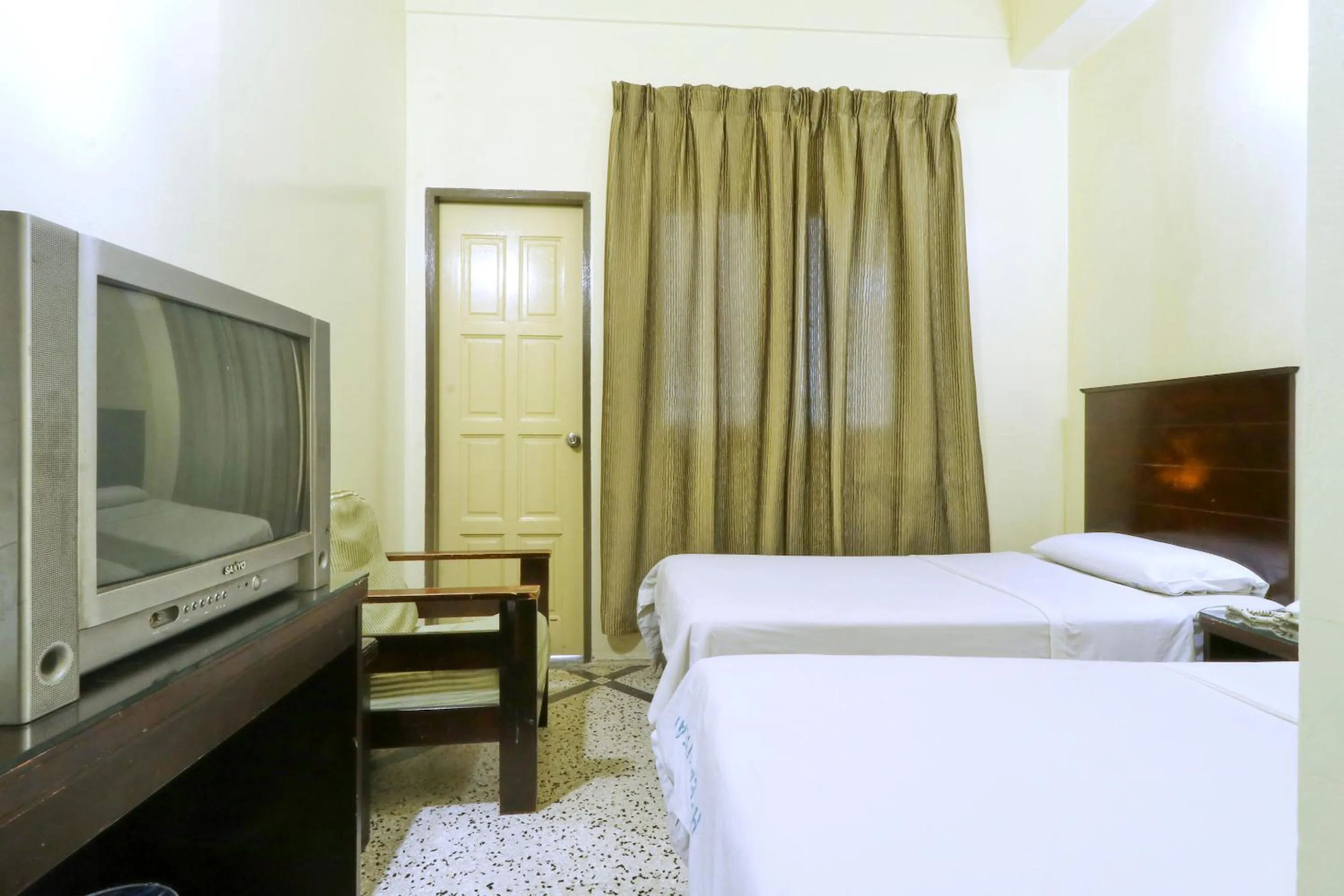 Bed in Nan Yeang Hotel Petaling Street