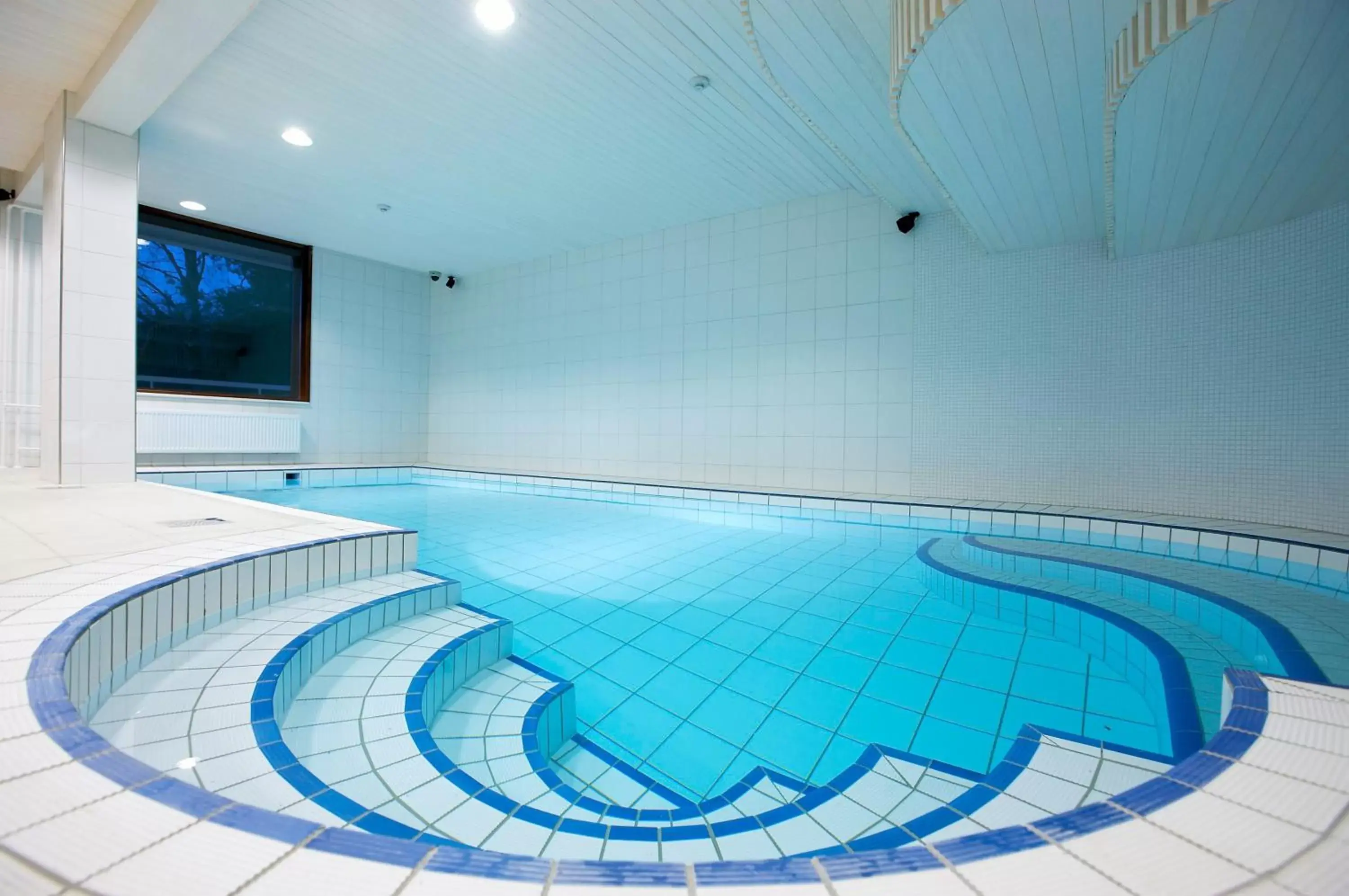 Swimming Pool in Original Sokos Hotel Tapiola Garden Espoo
