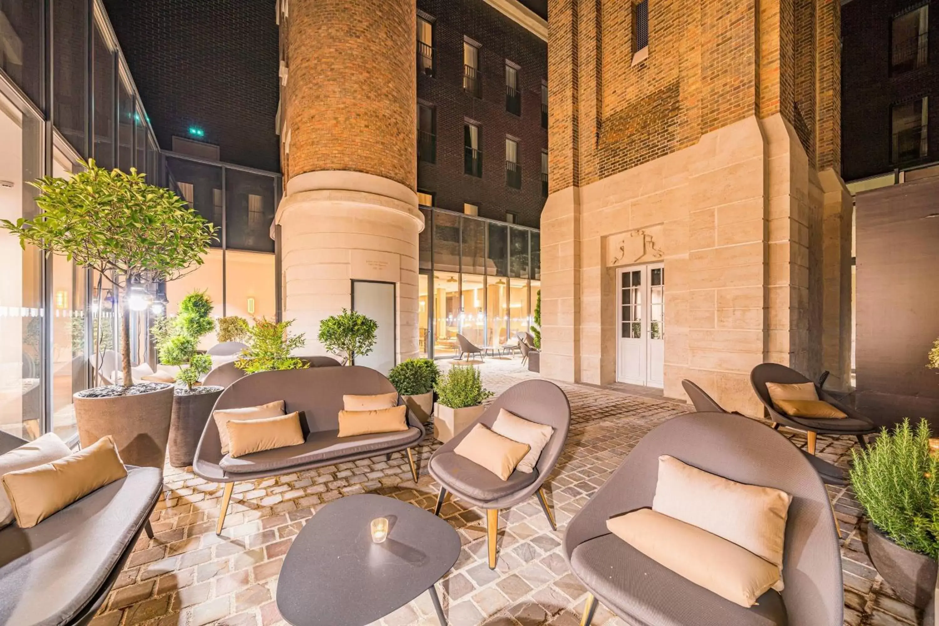 Property building, Seating Area in La Caserne Chanzy Hotel & Spa, Autograph Collection