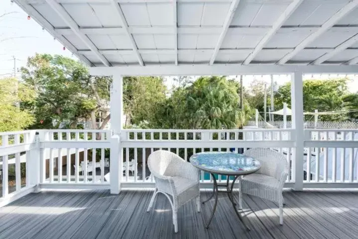 Room 6: Superior King Room in Alexander's Gay Lesbian Guesthouse (Adult Only 21+) Room 6: Superior King Room in Alexander's Gay Lesbian Guesthouse (Adult Only 21+)