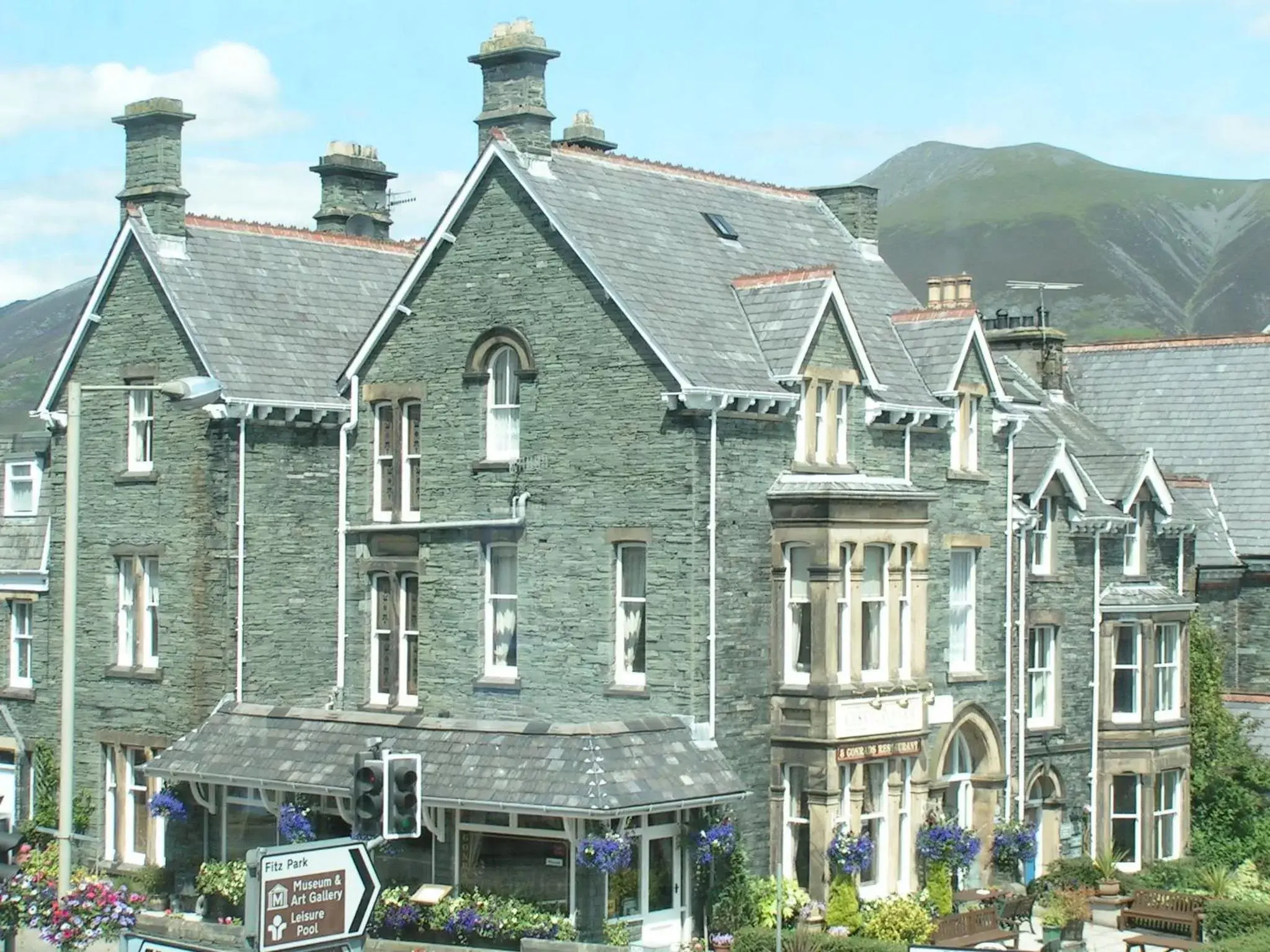 Facade/entrance, Property Building in Keswick Park Hotel