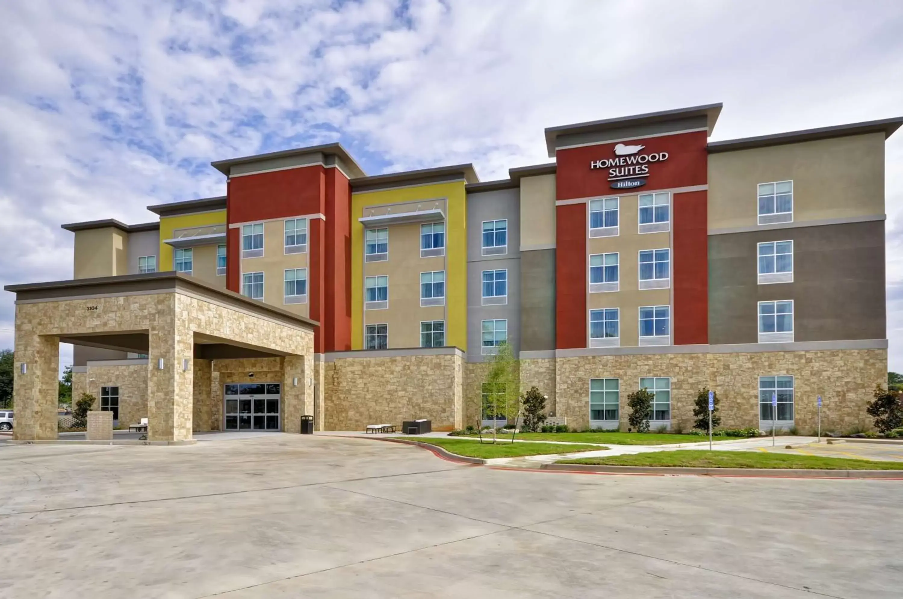Property Building in Homewood Suites by Hilton Tyler