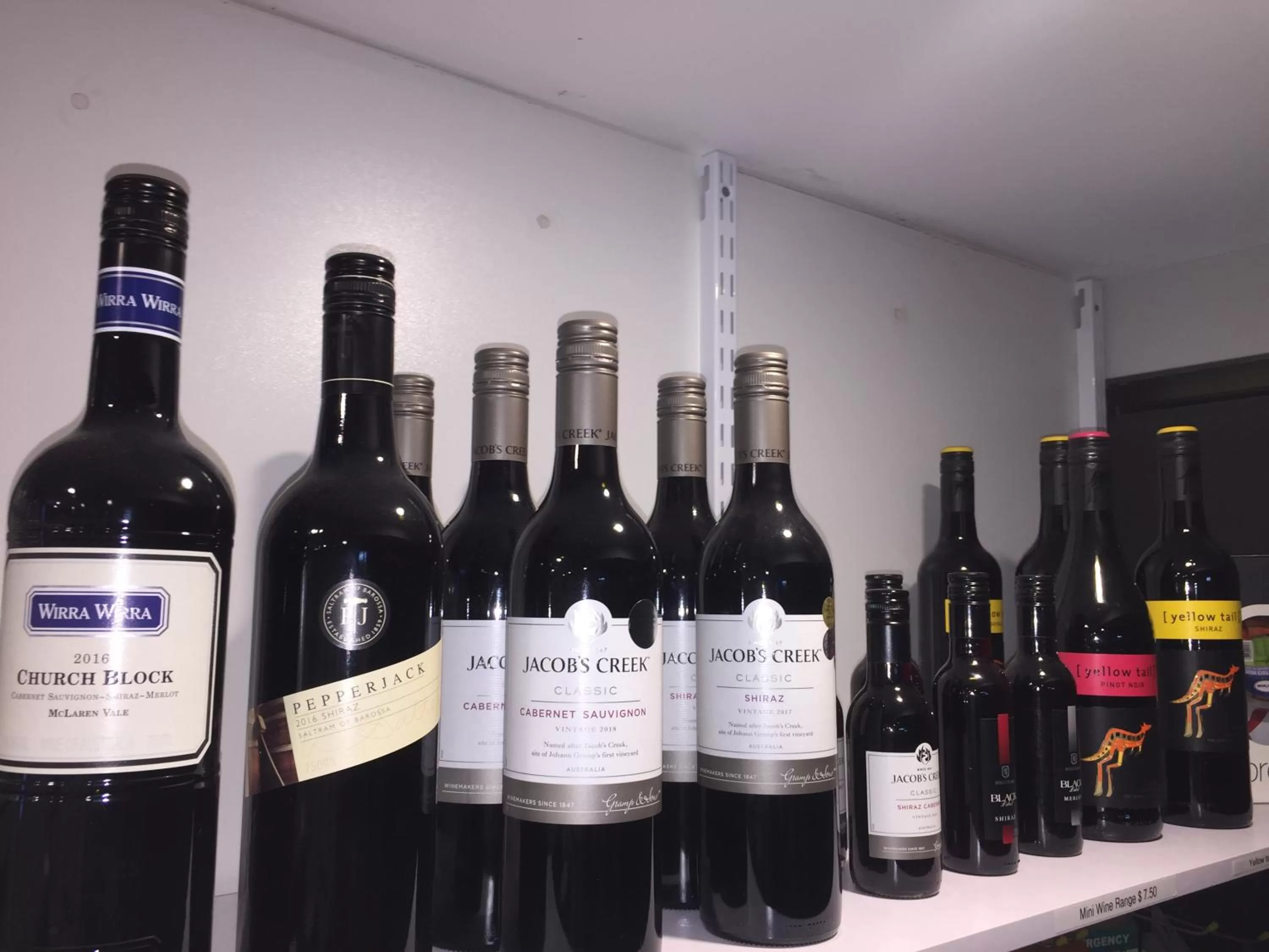 Alcoholic drinks in Best Western Airport 85 Motel