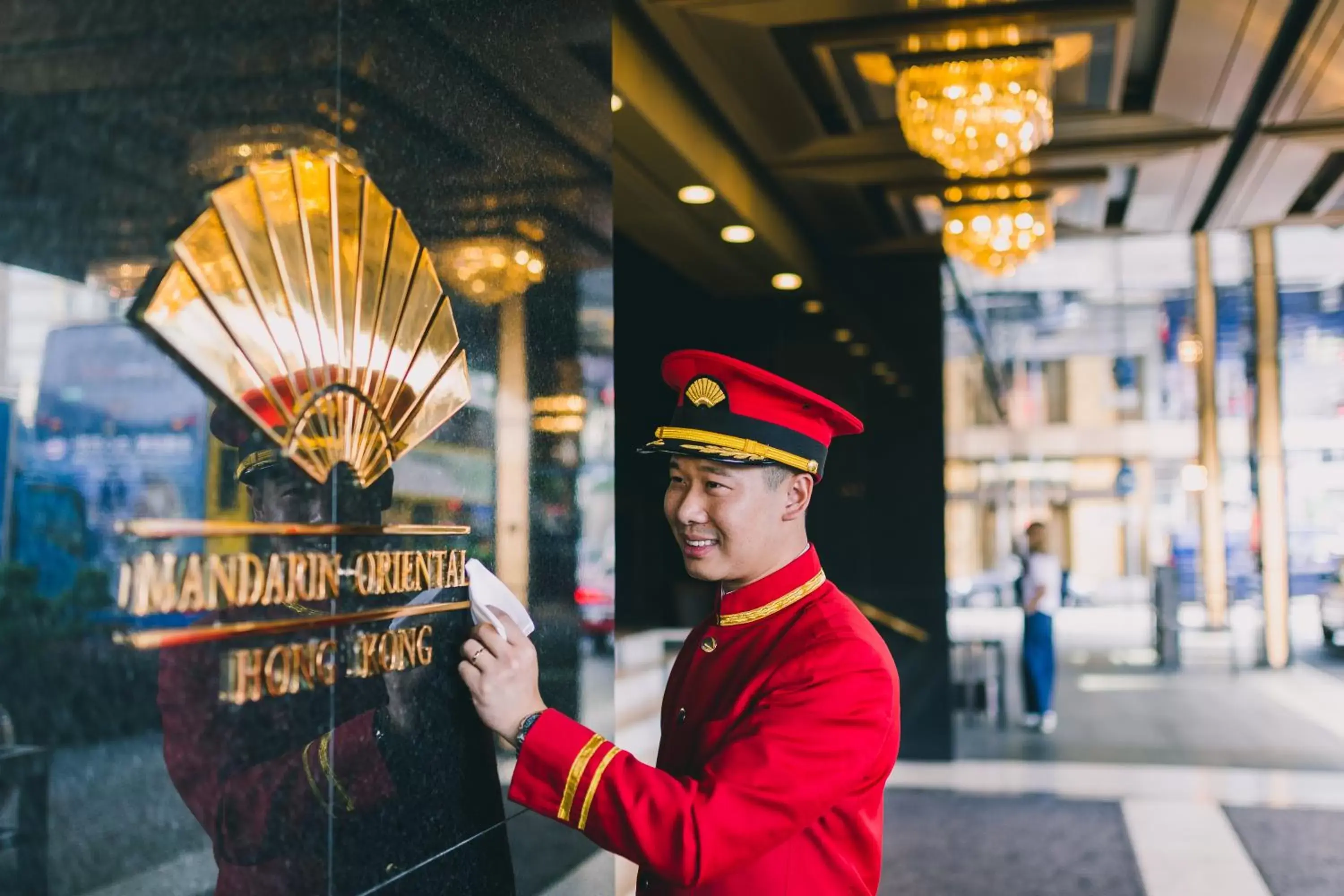 Property logo or sign in Mandarin Oriental Hong Kong