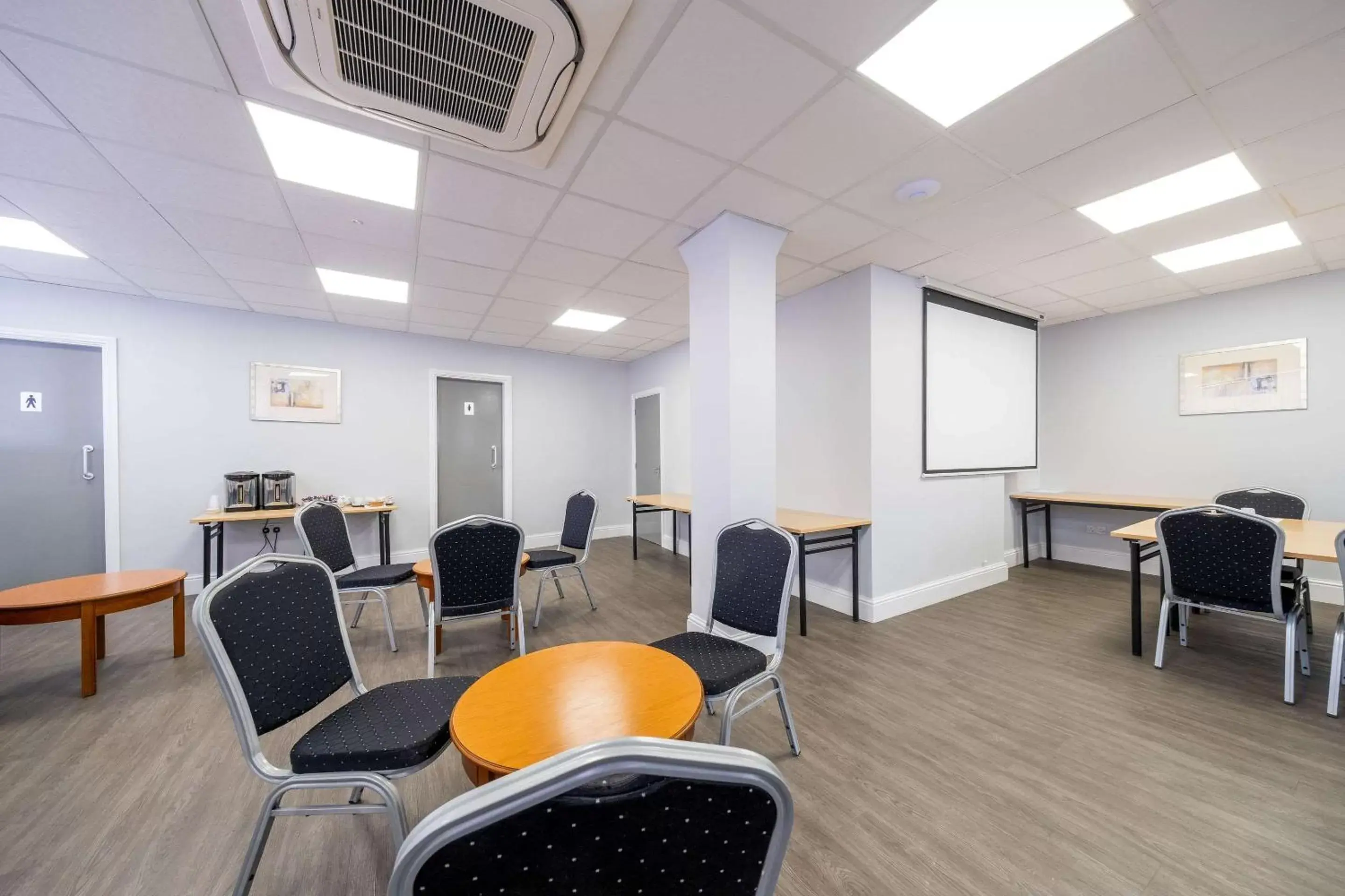 Meeting/conference room in Comfort Inn Birmingham