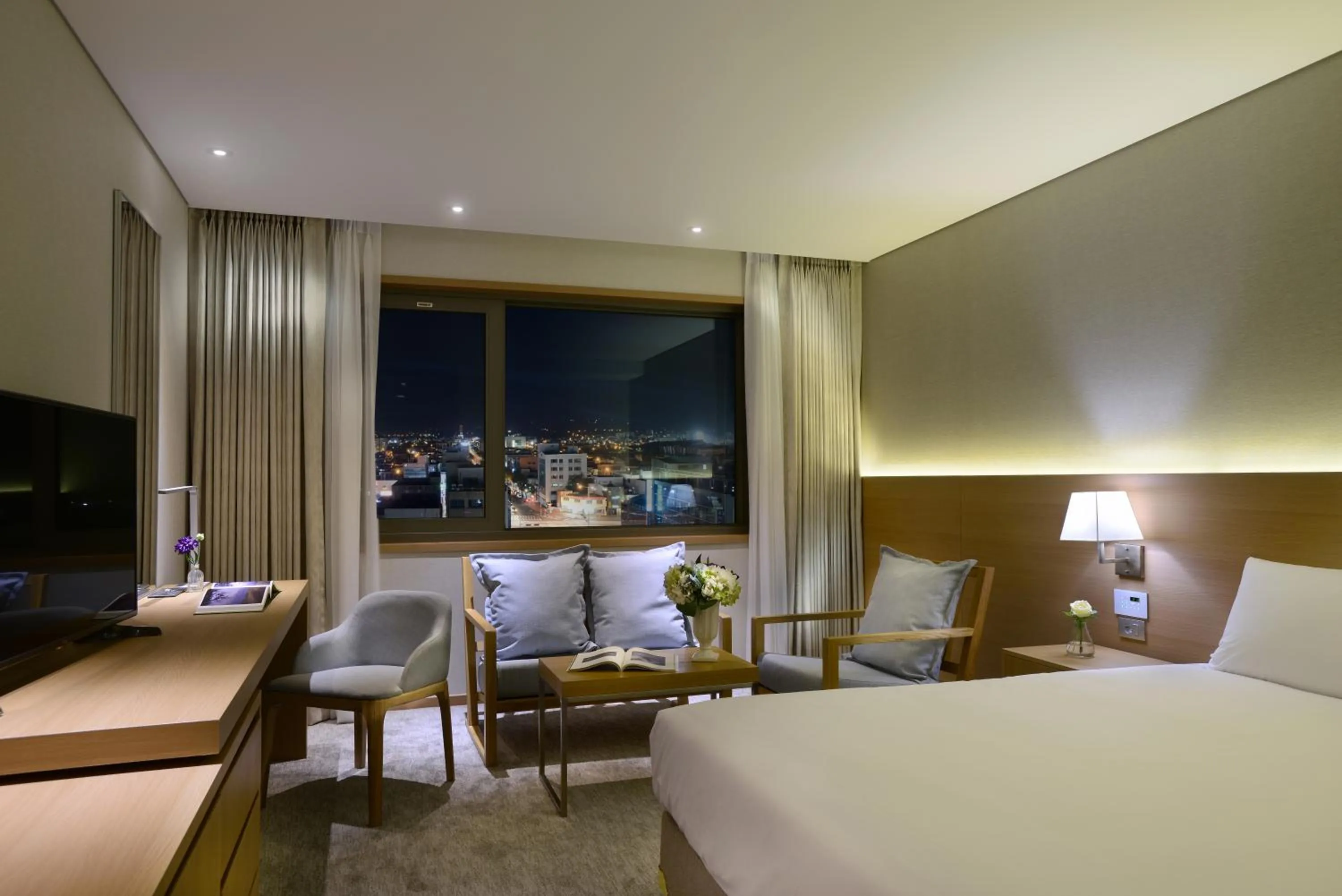 Photo of the whole room, Bed in Astar Hotel