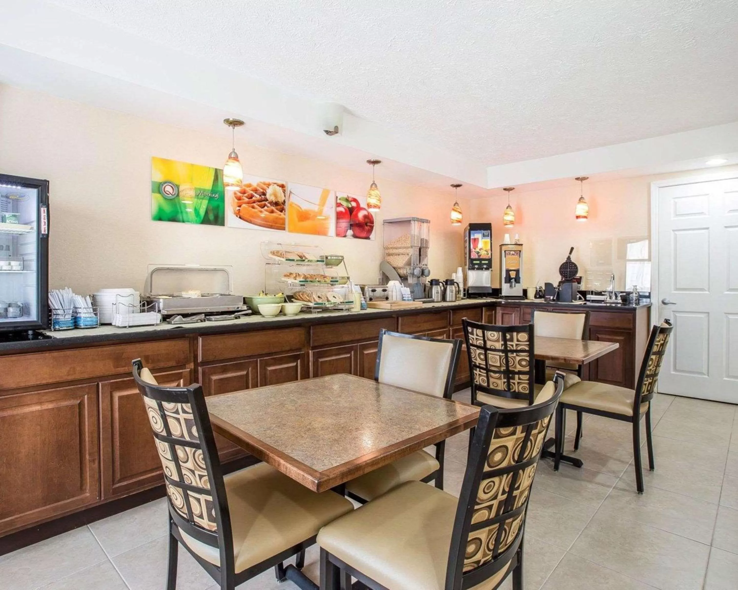 Restaurant/places to eat in Quality Inn Dahlonega Near University