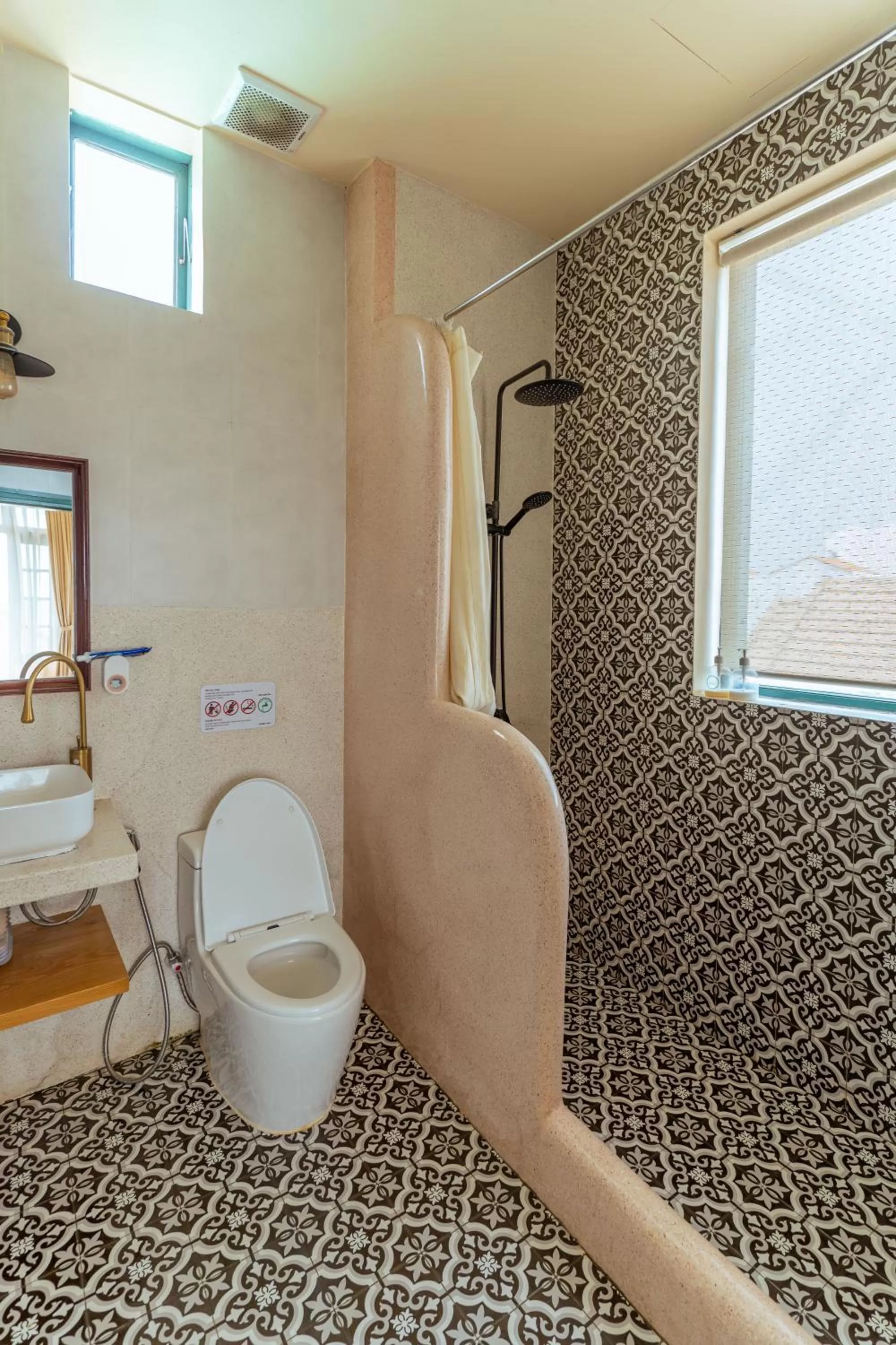 Shower in Alsahar Hoi An Boutique Villa