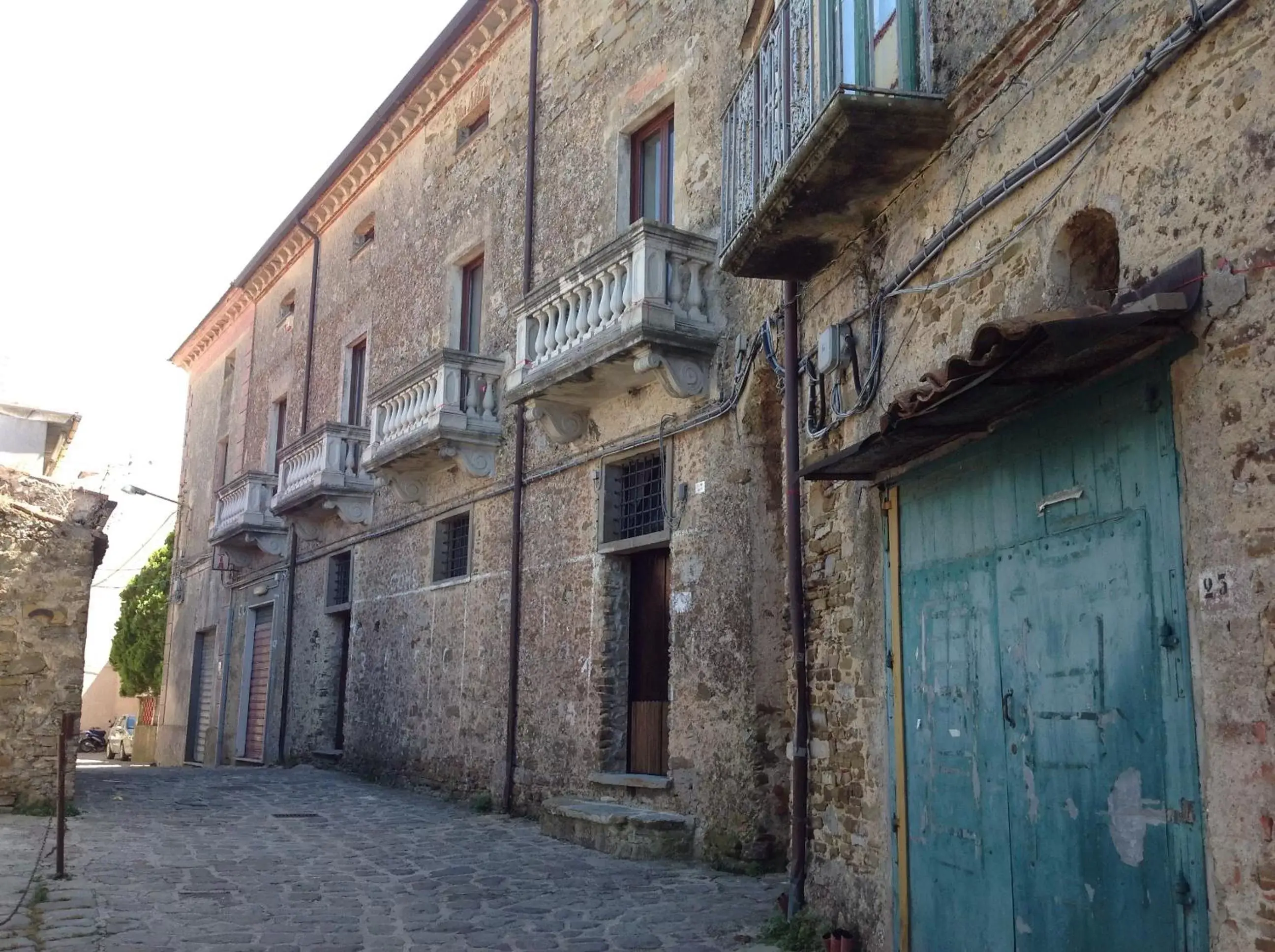 Area and facilities, Property Building in Cilento