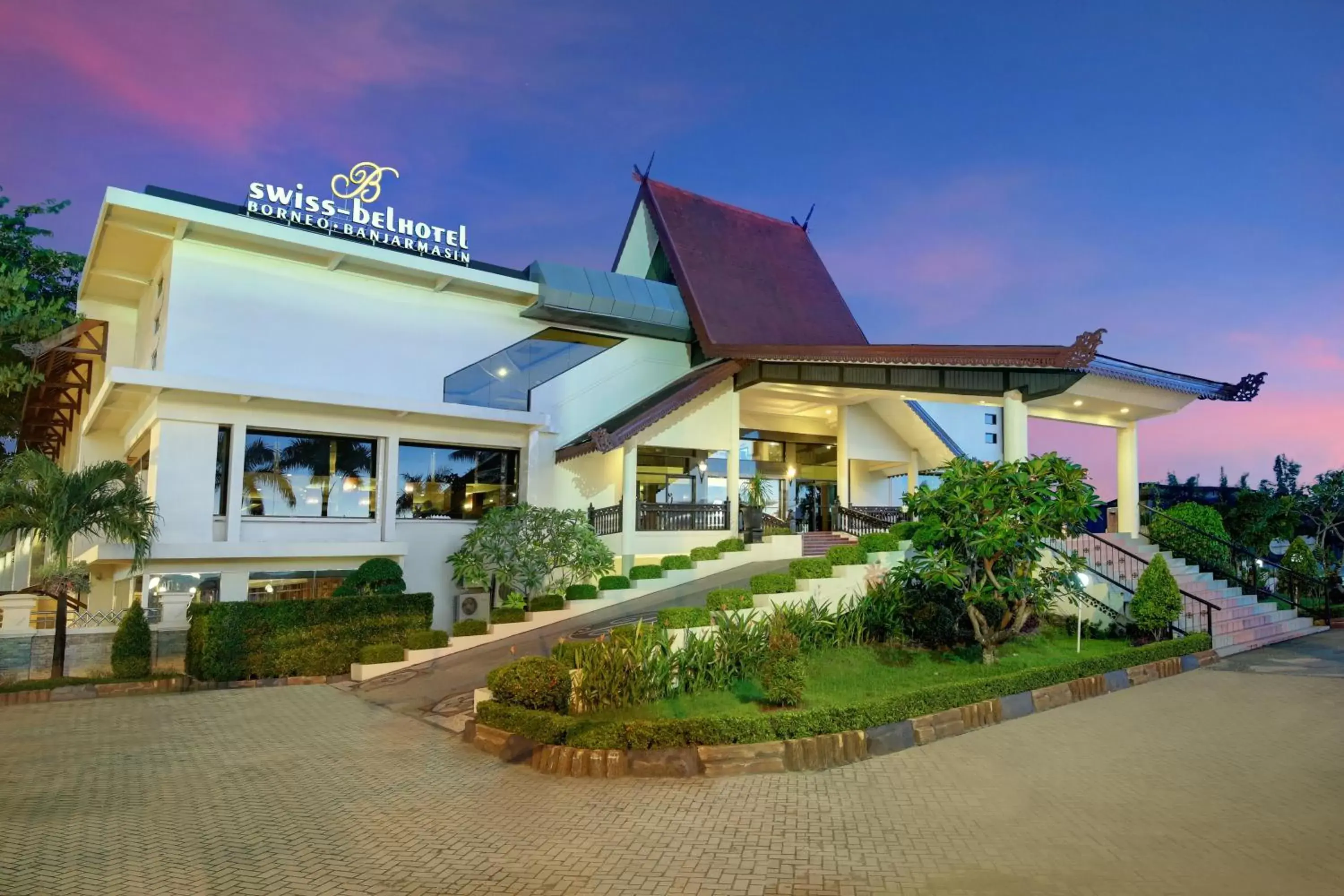 Lobby or reception, Property Building in Swiss-Belhotel Borneo Banjarmasin