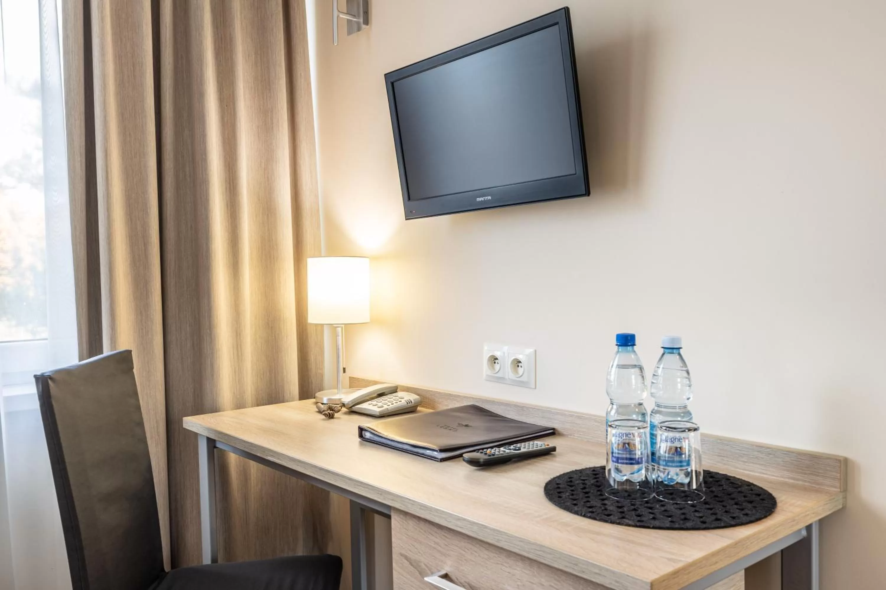 TV and multimedia in Hotel Leśny