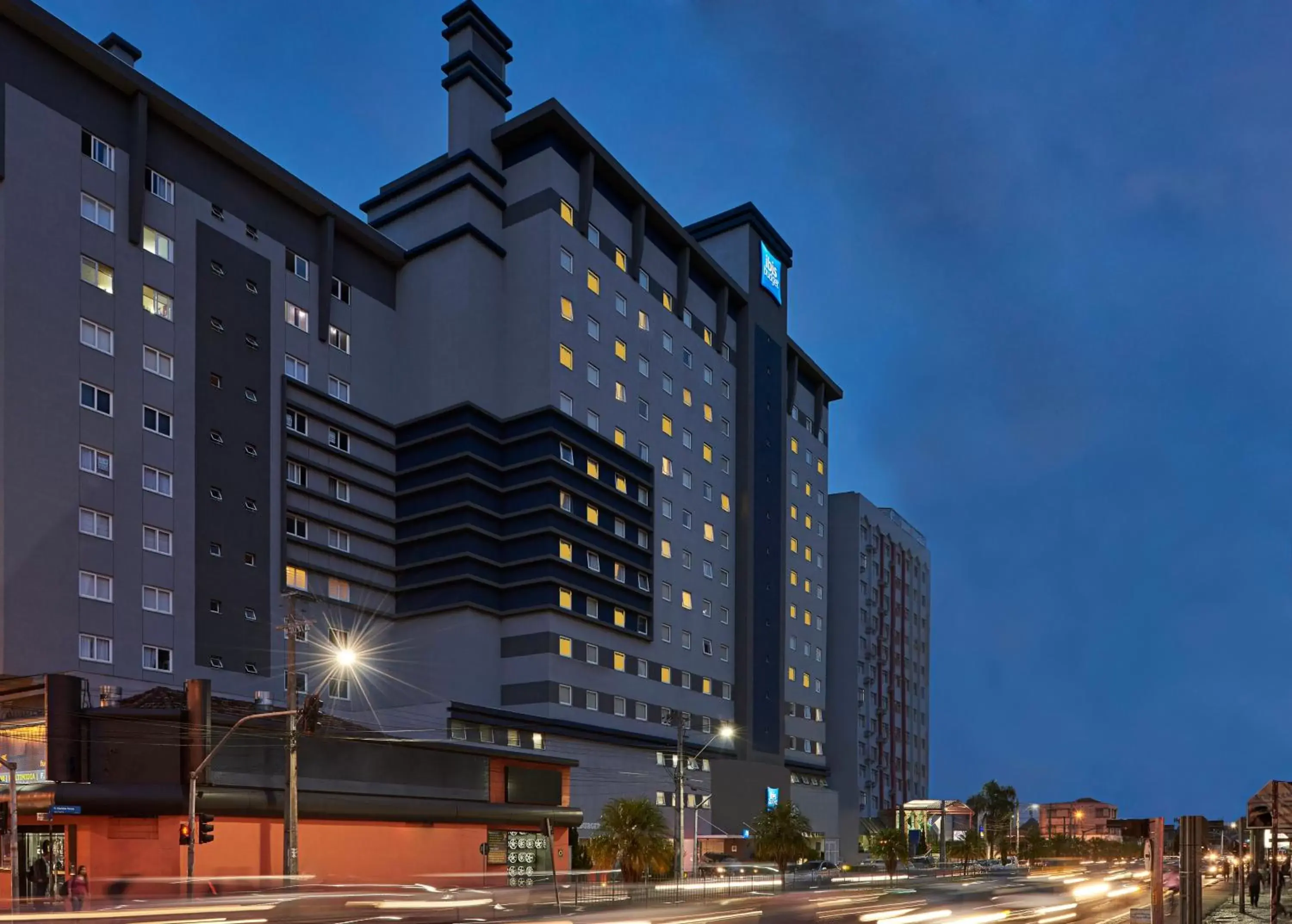 Facade/entrance, Property Building in ibis budget Curitiba Centro