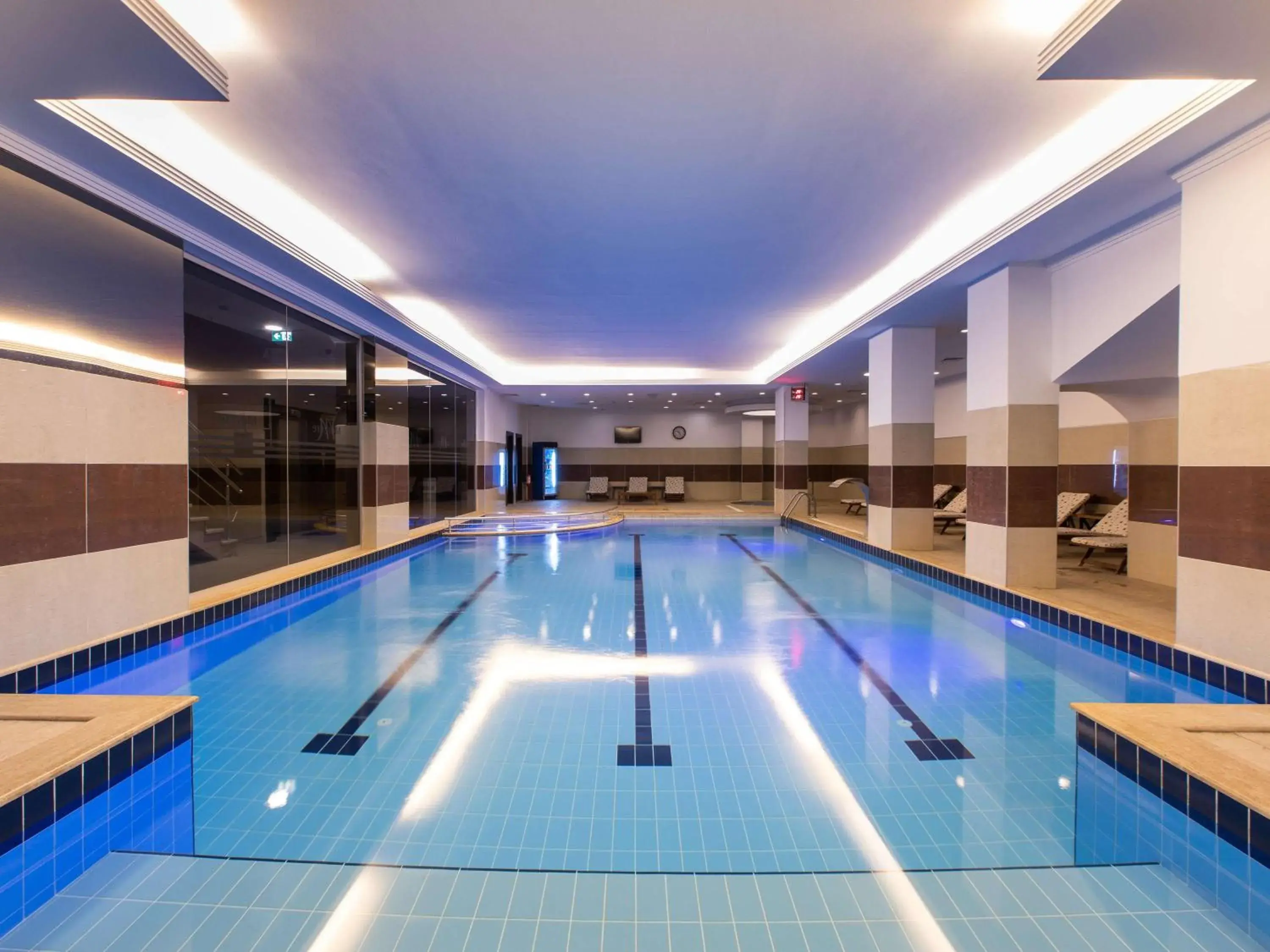 Spa and wellness centre/facilities, Swimming Pool in Mercure Istanbul Bakirkoy