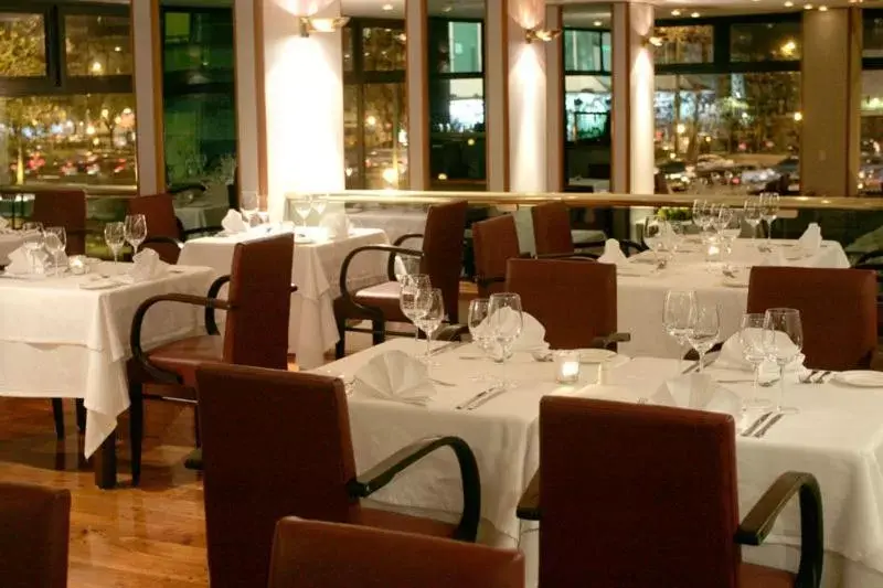 Restaurant/Places to Eat in Hotel Conte