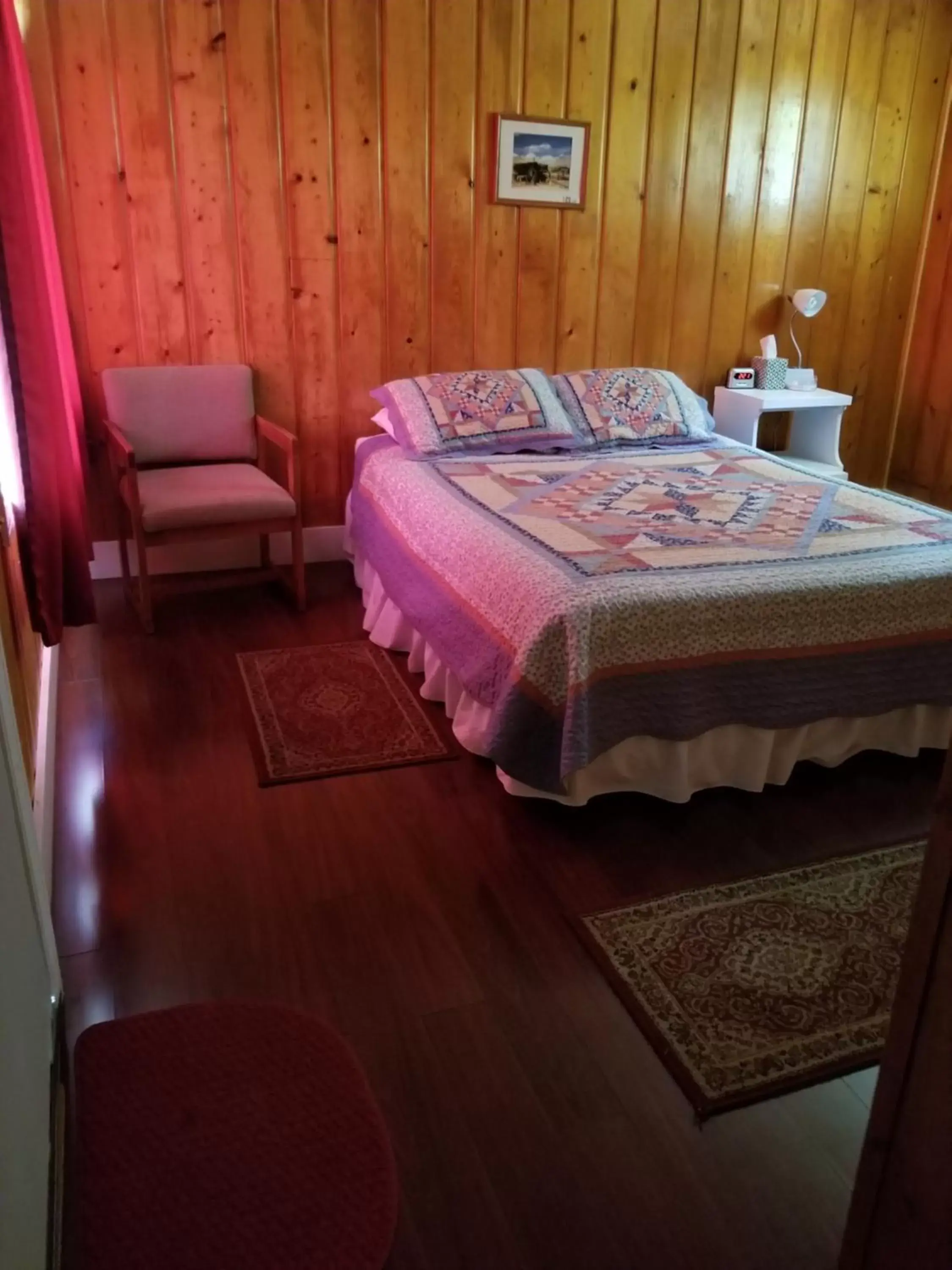 Photo of the whole room, Bed in Little River Motel Saint Regis