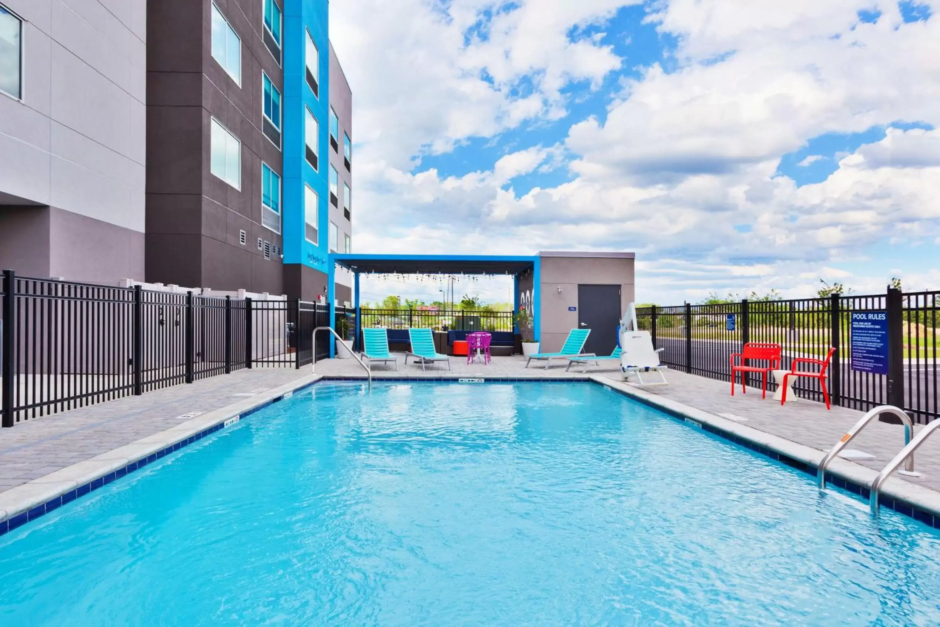 Pool view, Swimming Pool in Tru by Hilton Auburn