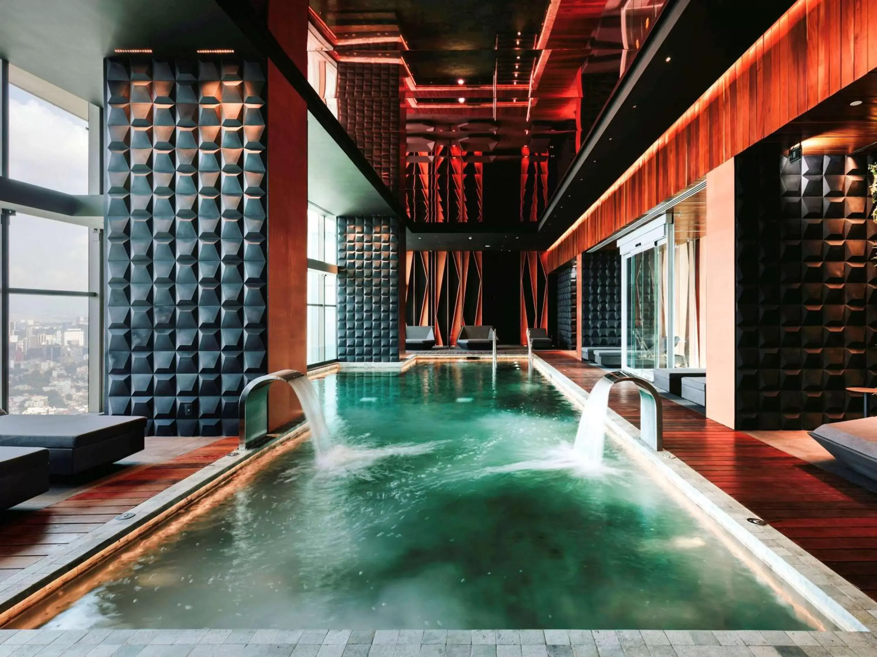 Property building, Swimming Pool in Sofitel Mexico City Reforma