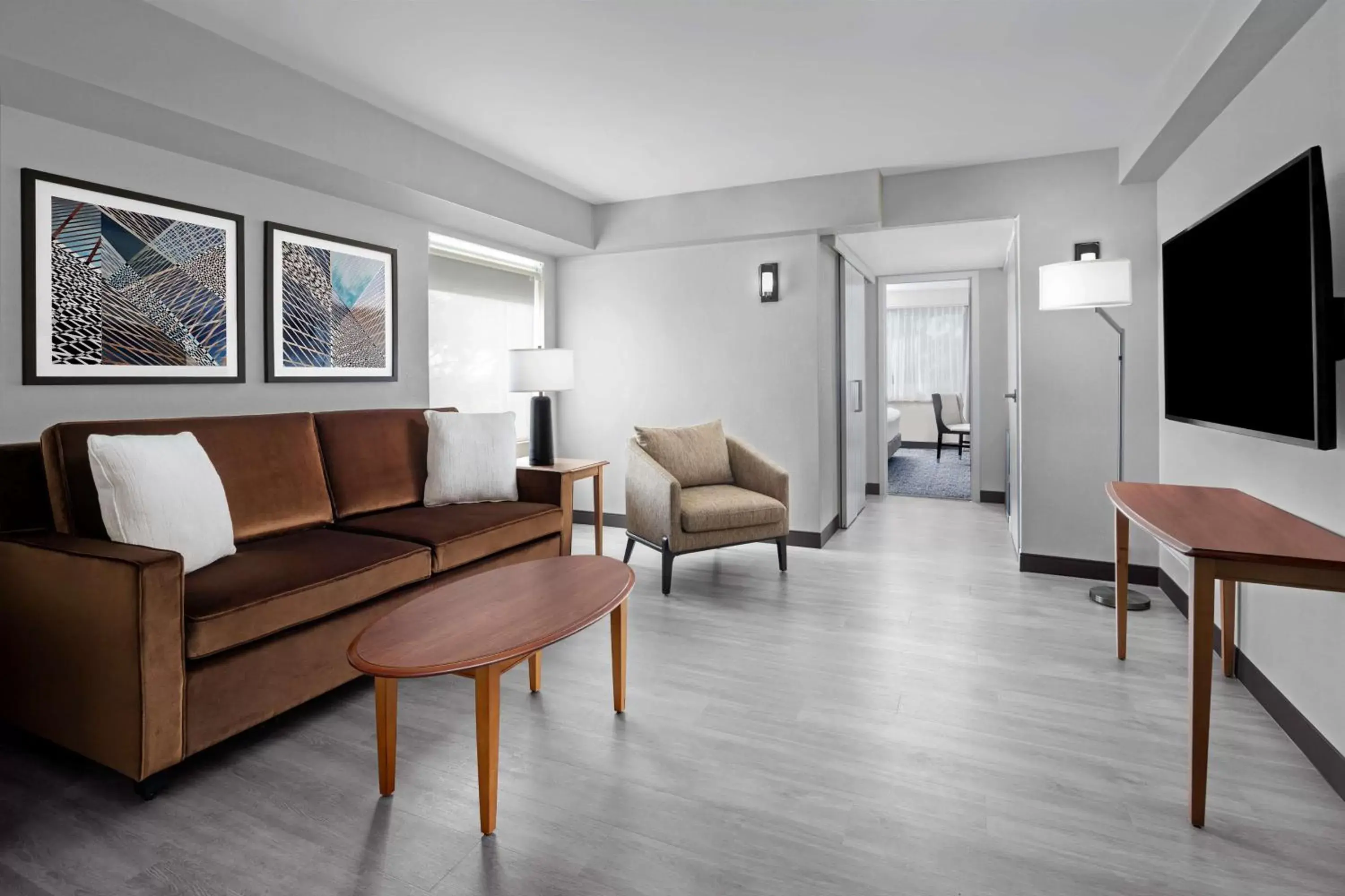 Living room, Seating Area in The Alloy, a DoubleTree by Hilton - Valley Forge