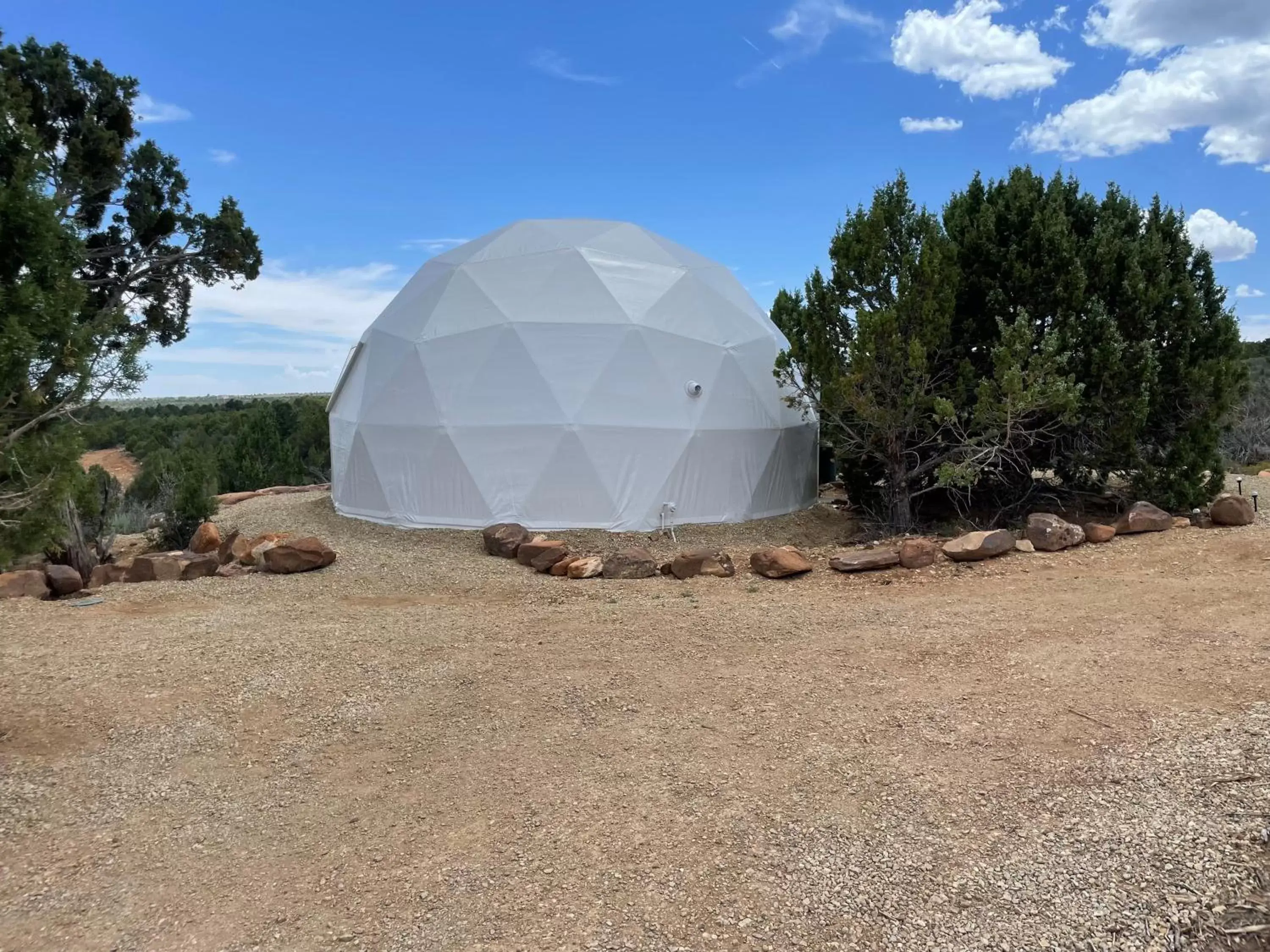 Parking in Canyon Rim Domes - A Luxury Glamping Experience!!