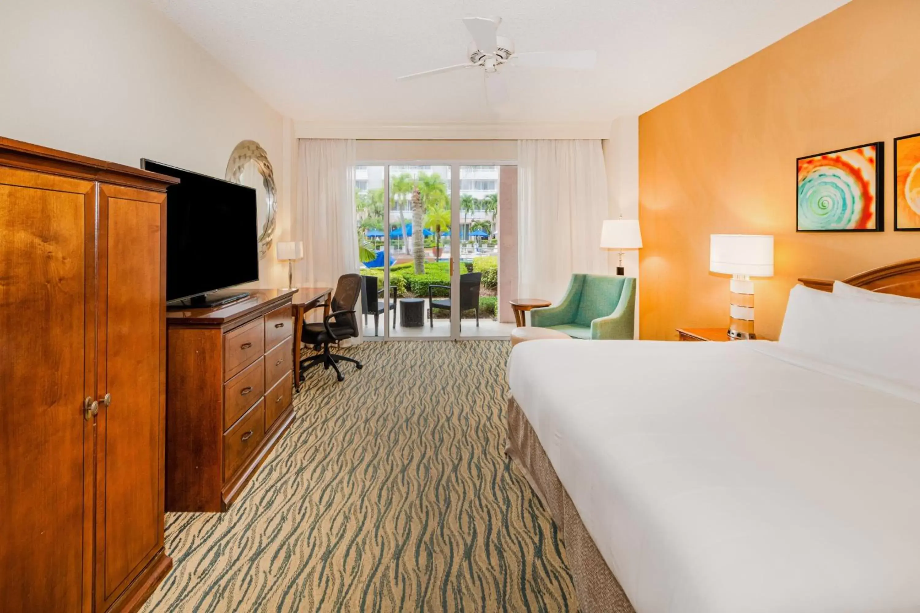 Photo of the whole room in Marriott Hutchinson Island Beach Resort, Golf & Marina