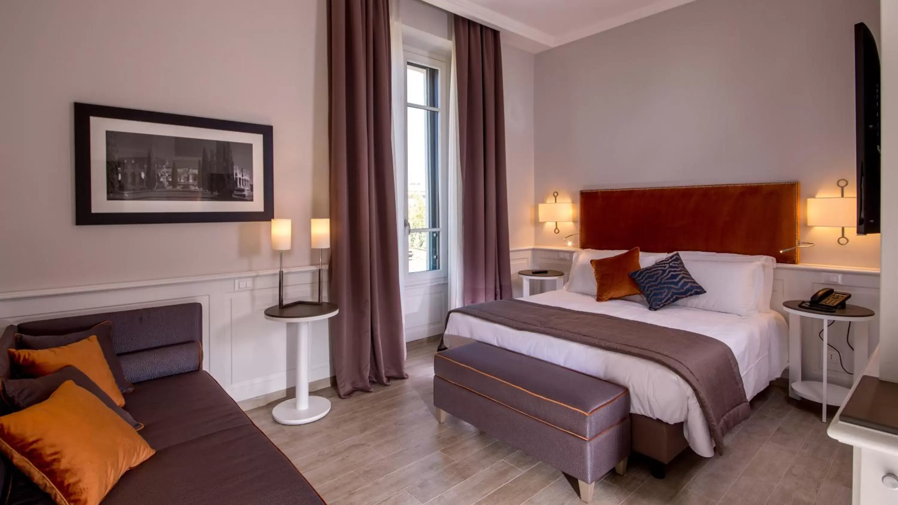 Triple Room with City View in Princeps Boutique Hotel Triple Room with City View in Princeps Boutique Hotel