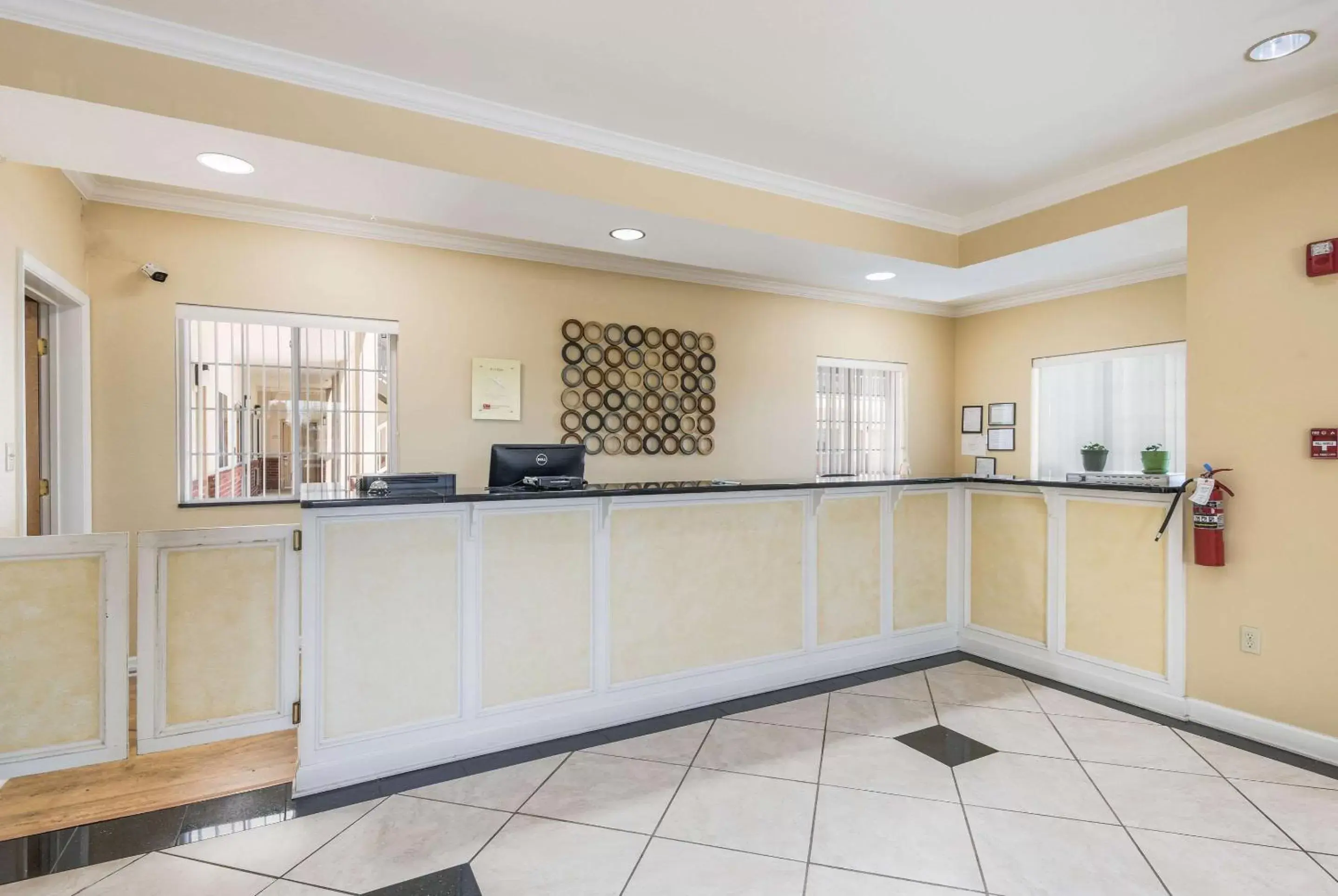 Lobby or reception, Lobby/Reception in Econo Lodge Inn & Suites Bryant